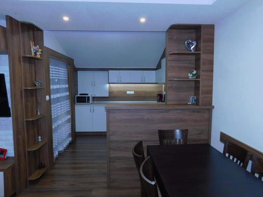 Vihren Boutique Apartment view 3