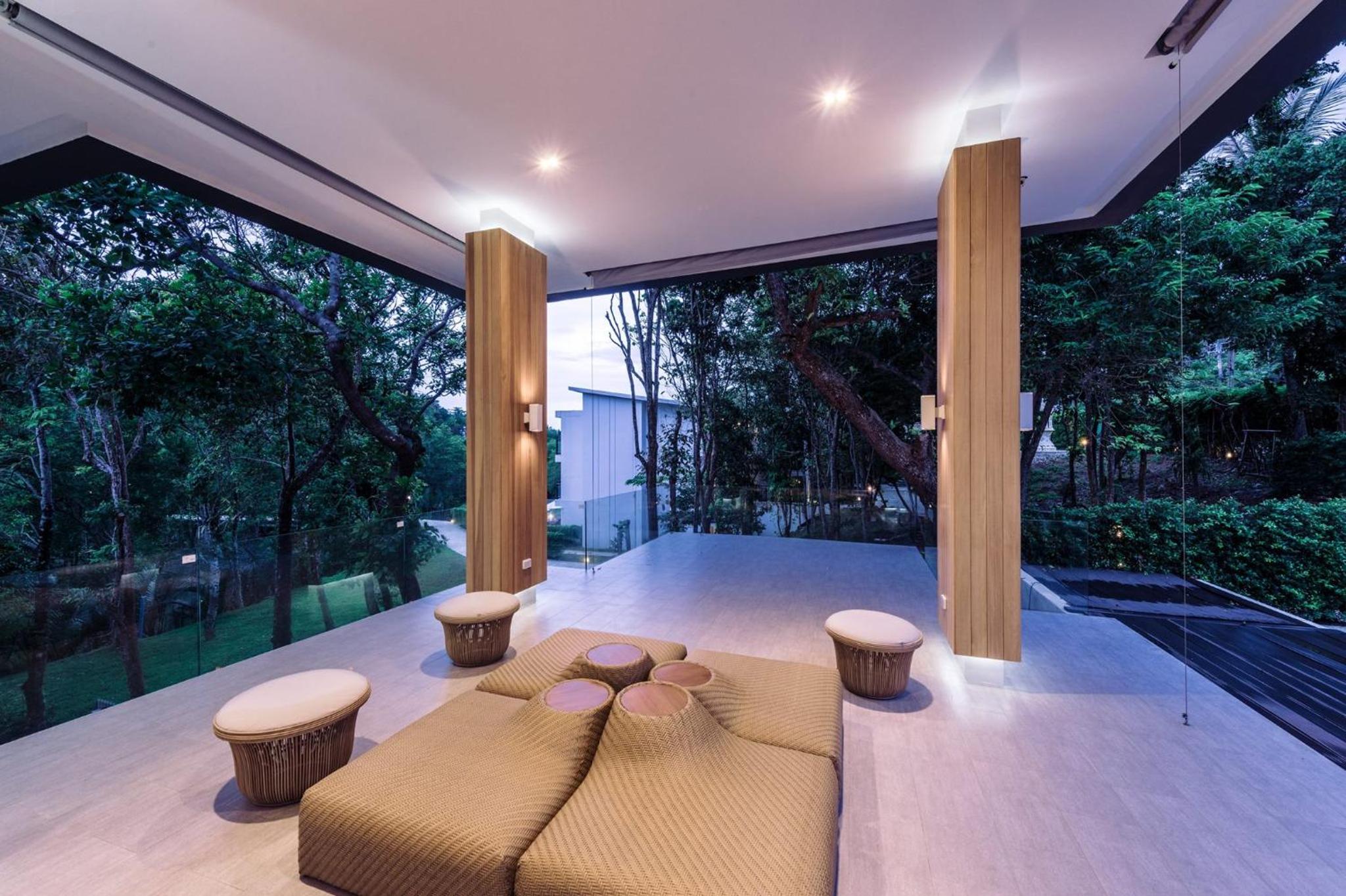Moonlight Bay Resort