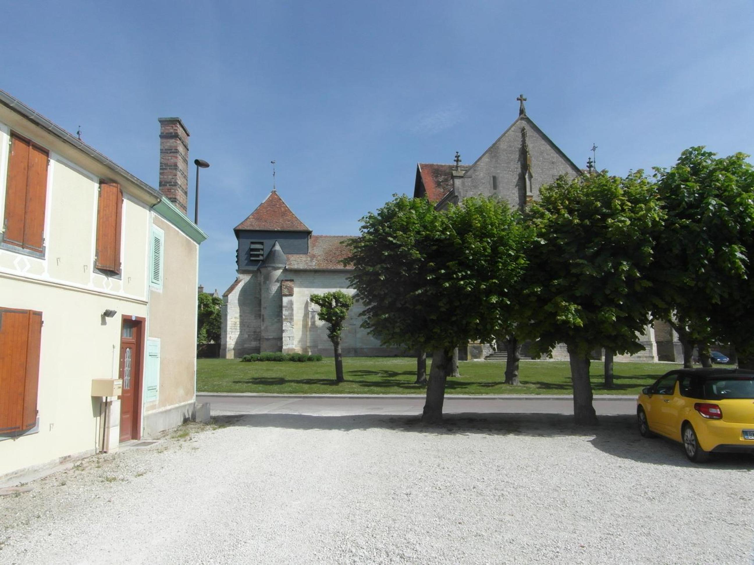 Photo 12