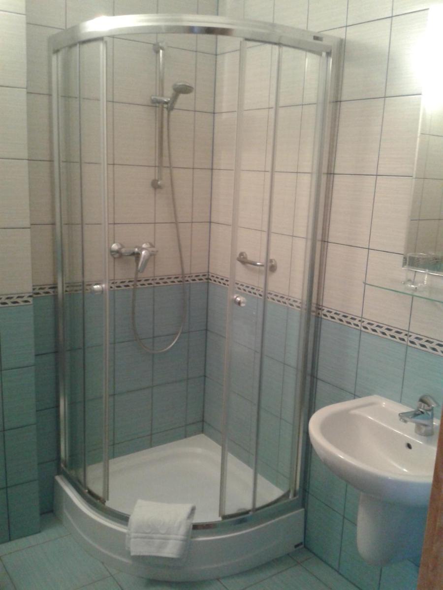 Photo 33