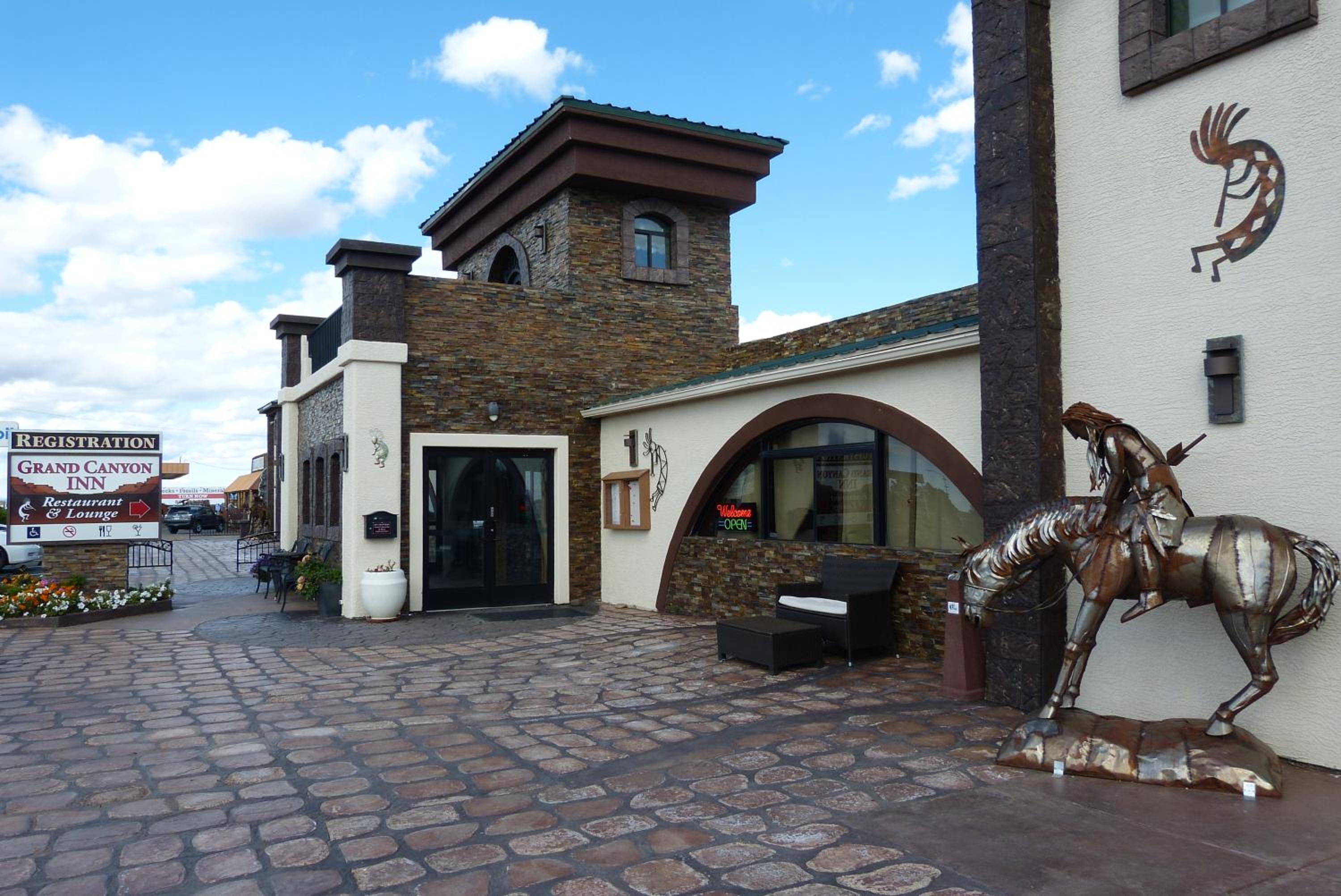 Grand Canyon Inn and Motel - South Rim Entrance view 4