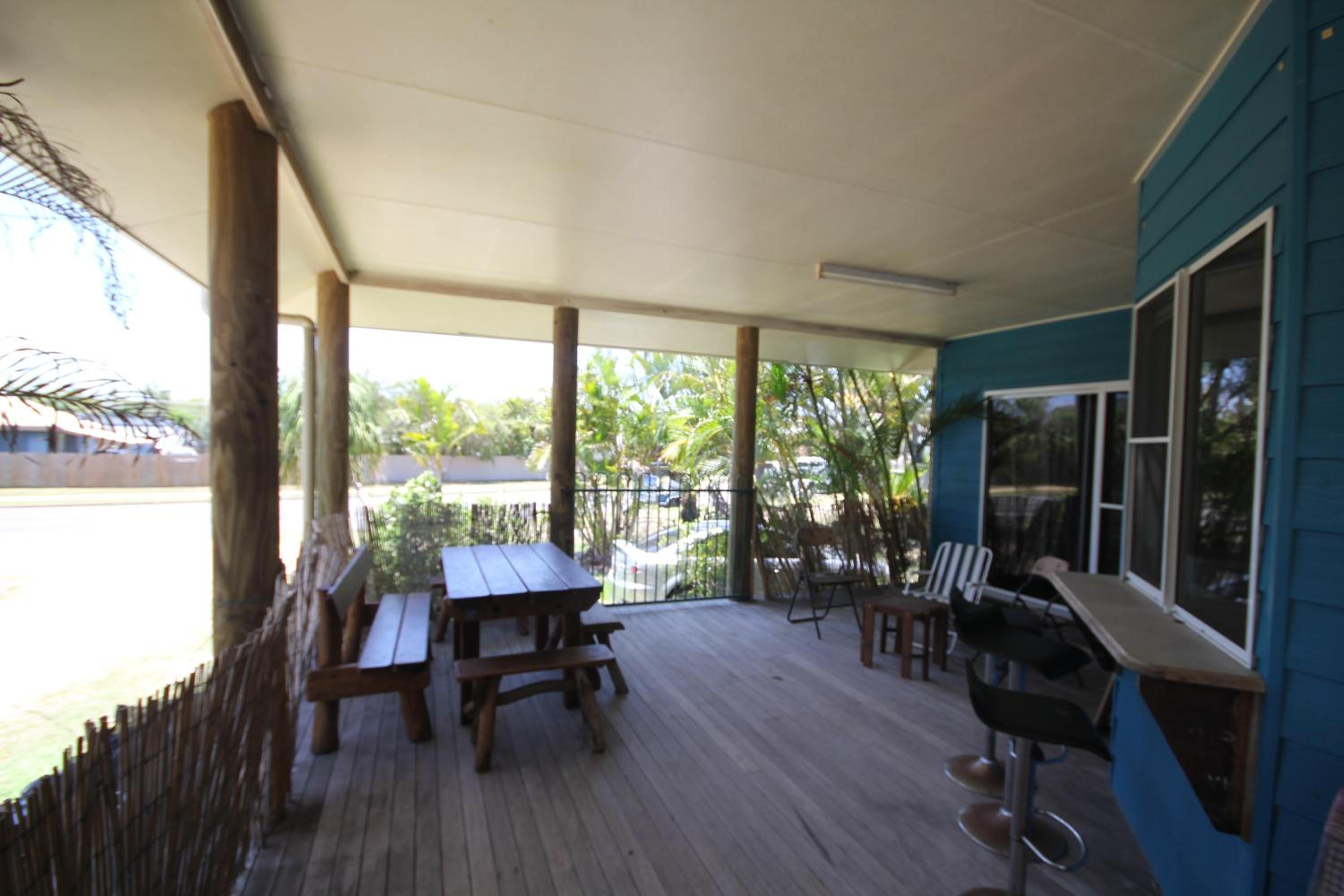 CASTAWAY BEACH HOUSE- NO Parties - NO Pets view 4