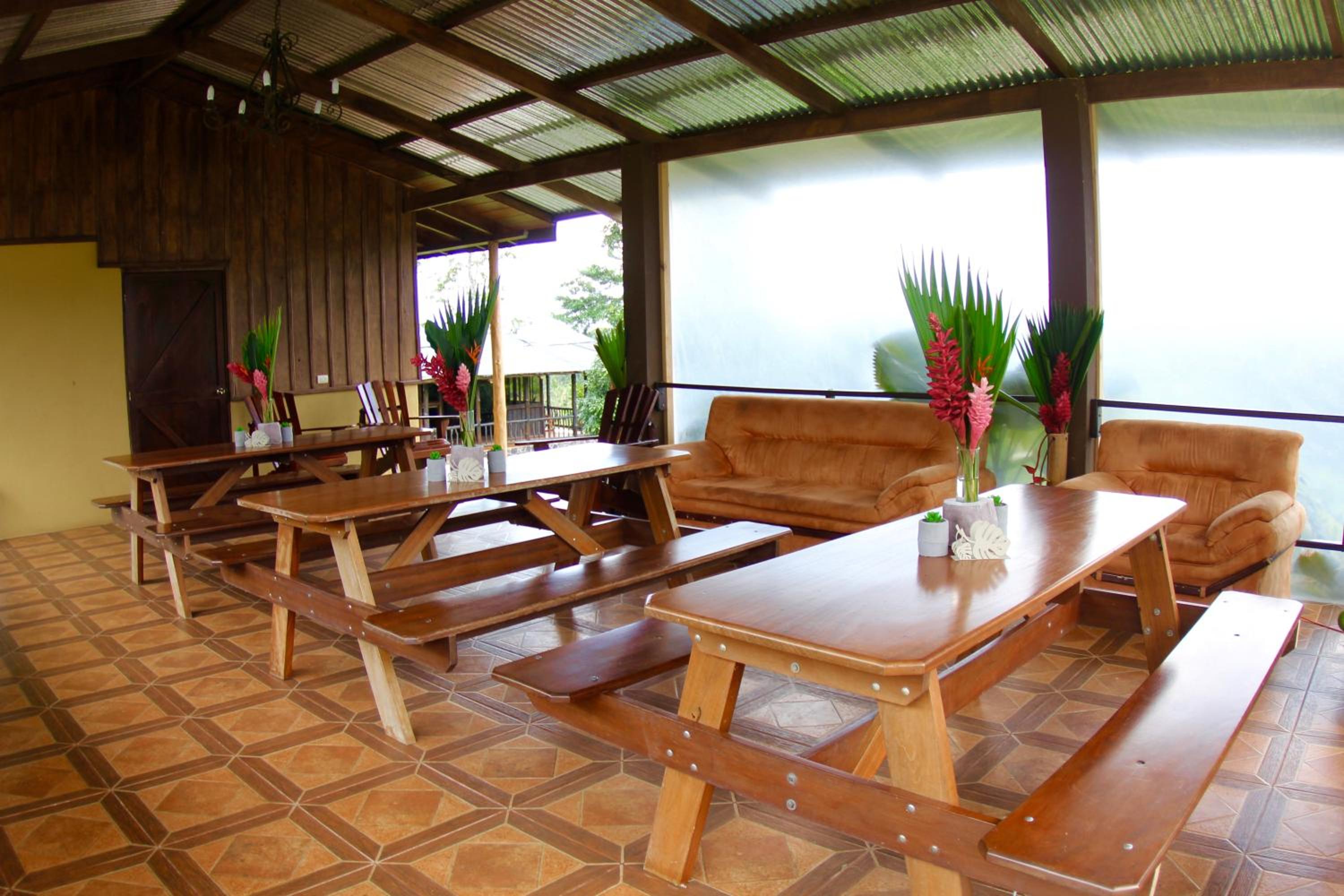 Epic Adventure Lodge