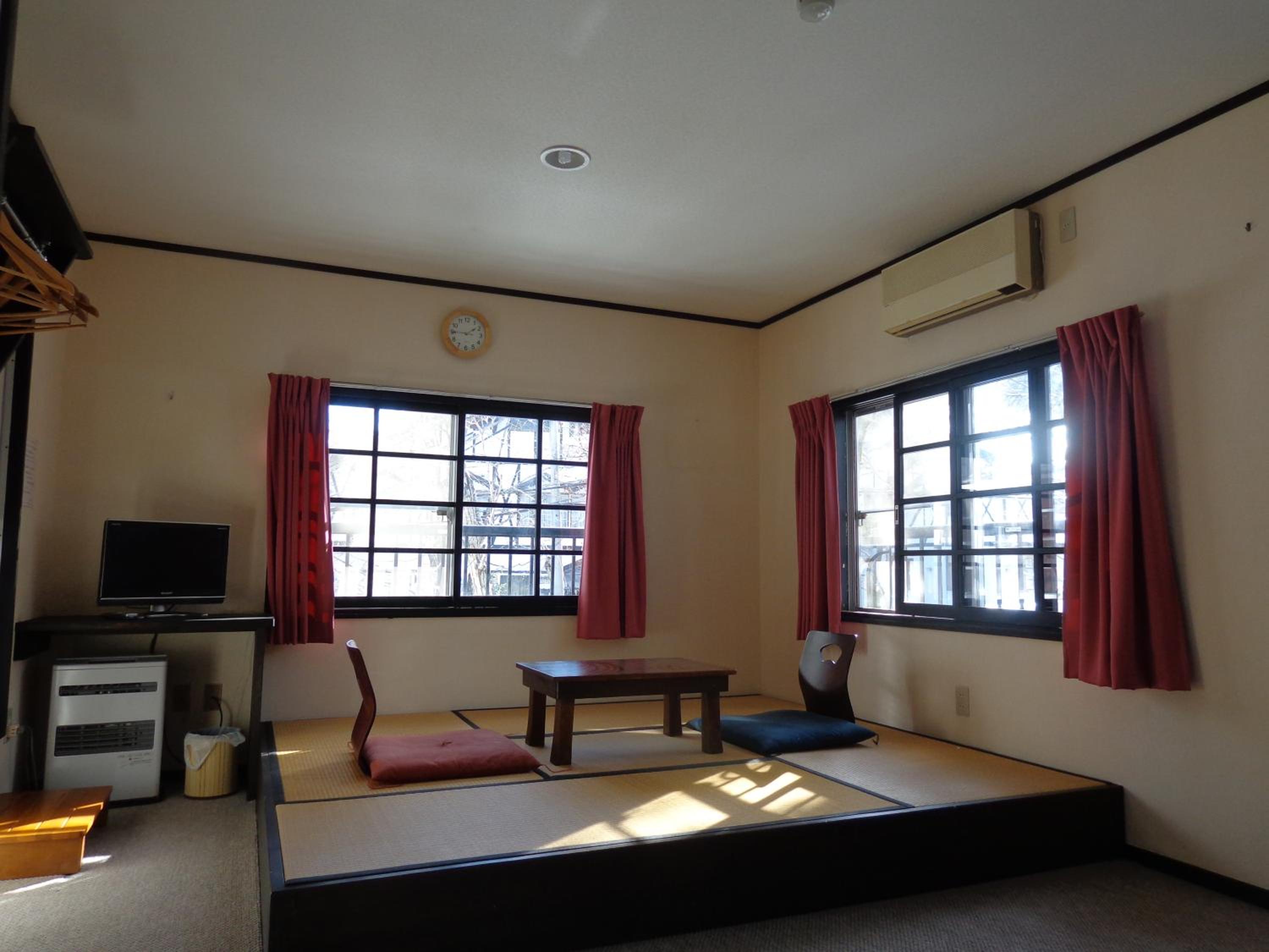 Hakuba Matata Lodge