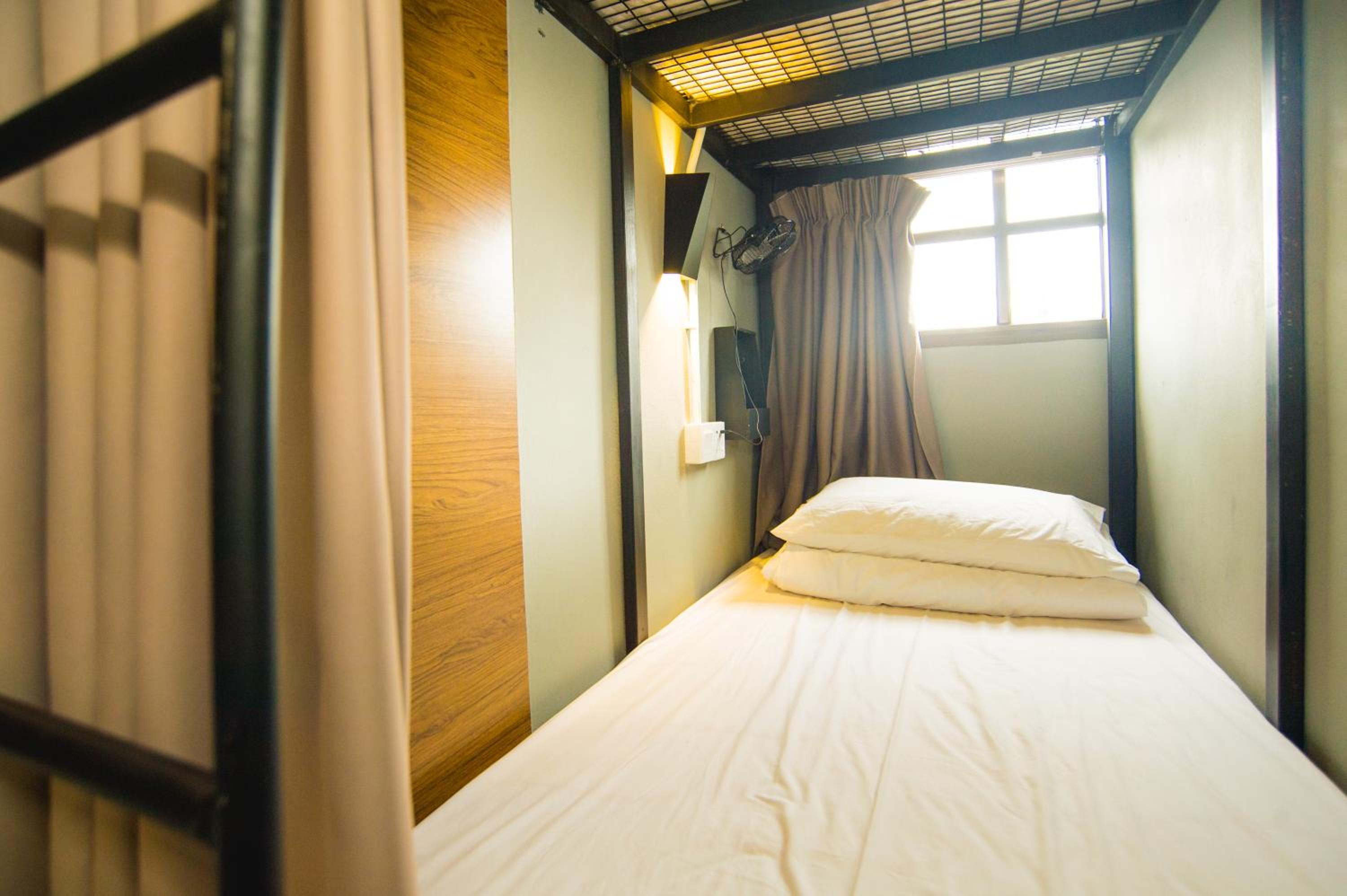 Traveller Bunker Hostel 1 photo 8