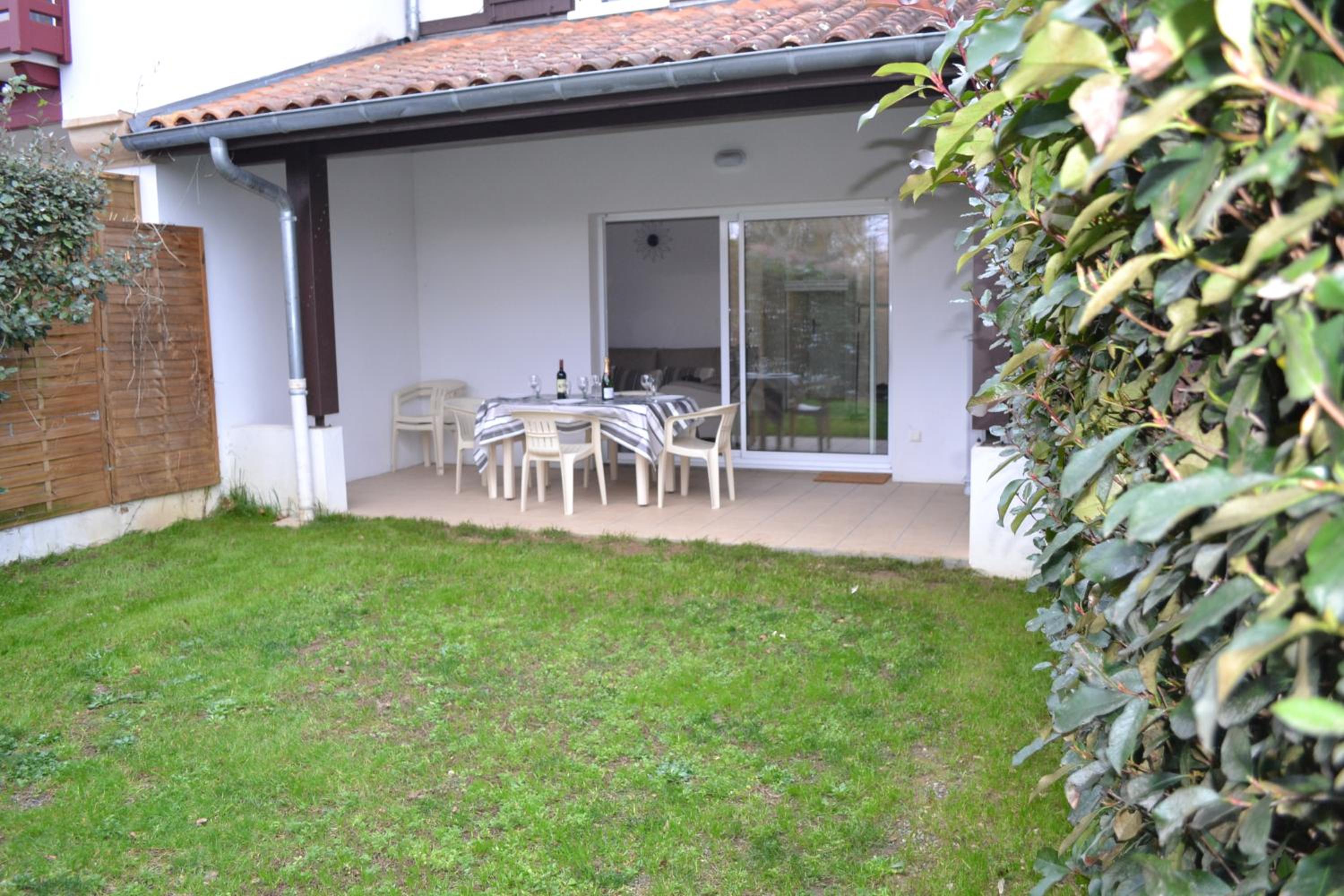 Maison Lore Mendi Amotz view 2