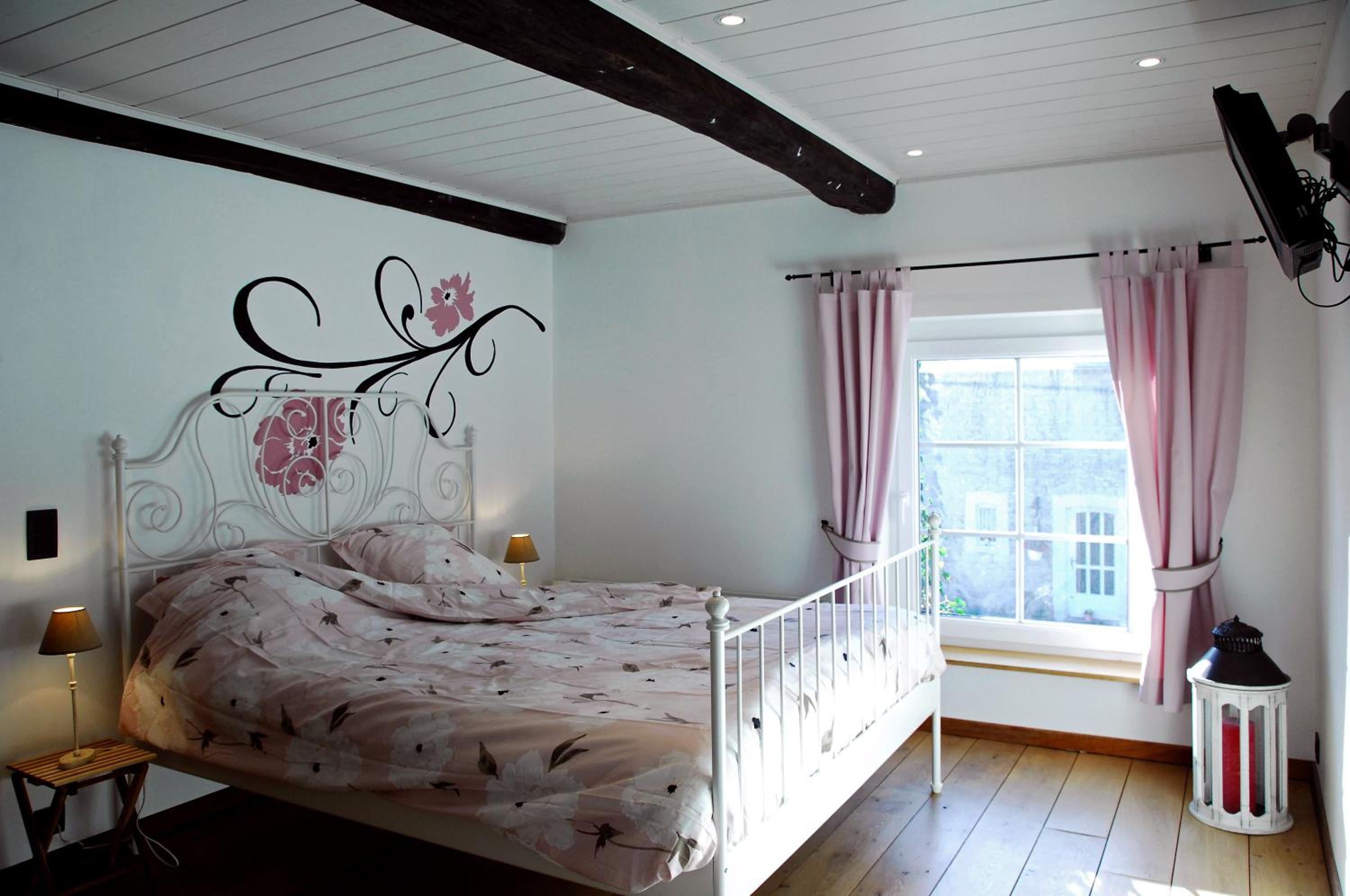 Hotel B&B La Buissonniere - Image 1