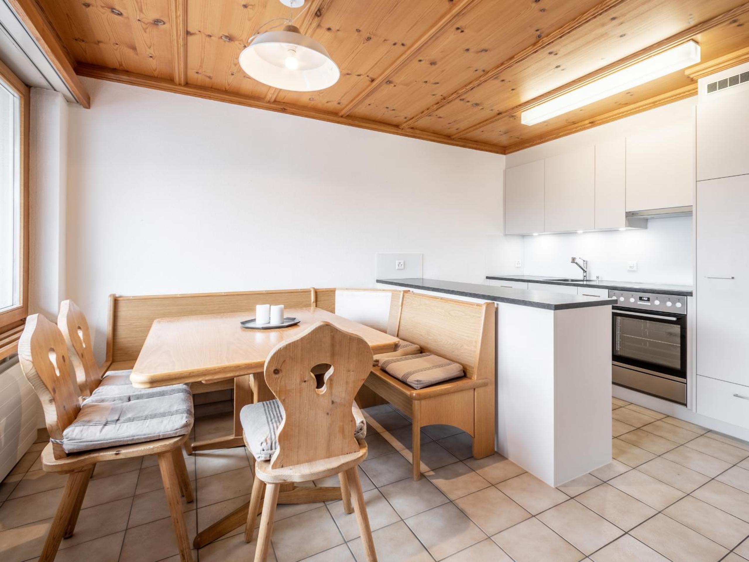 LAAX Homes - Val Signina 1-13a view 3