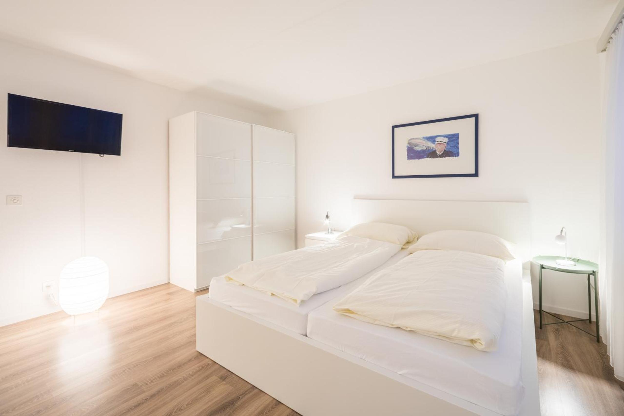 LAAX Homes - Val Signina 2-9 view 2