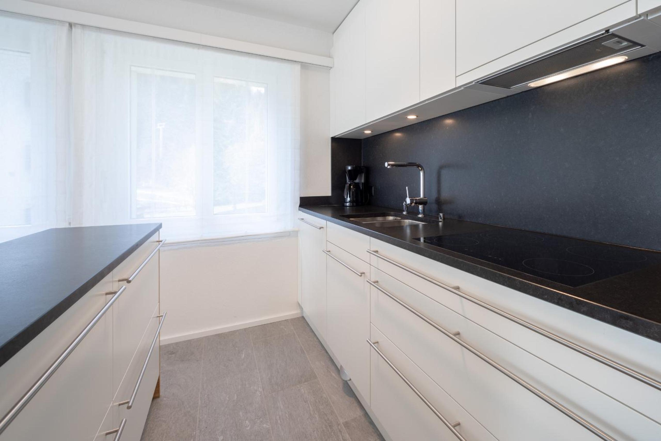 LAAX Homes - Val Signina 5-2 view 5