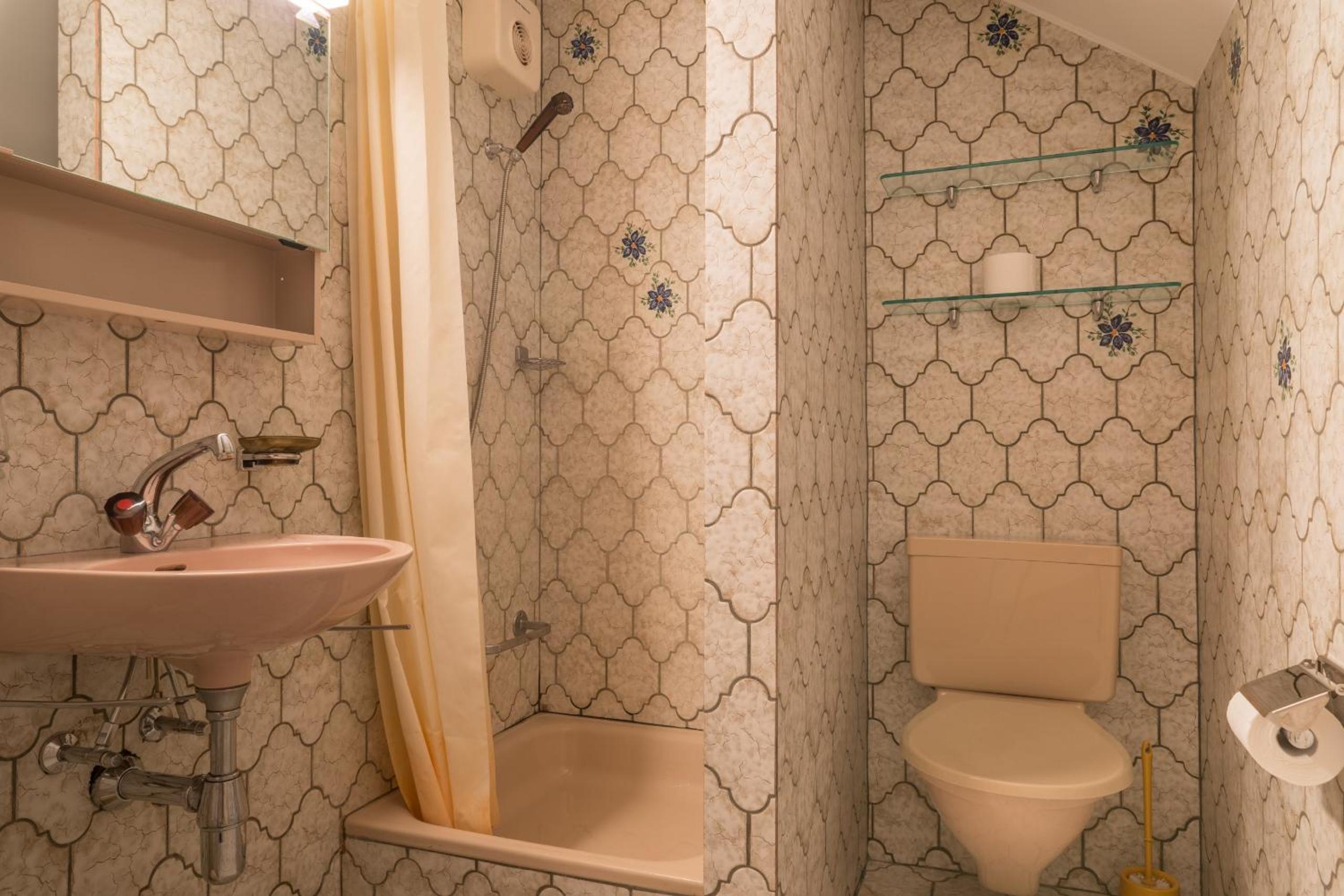 Apartment Val Signina 8-18 by Interhome