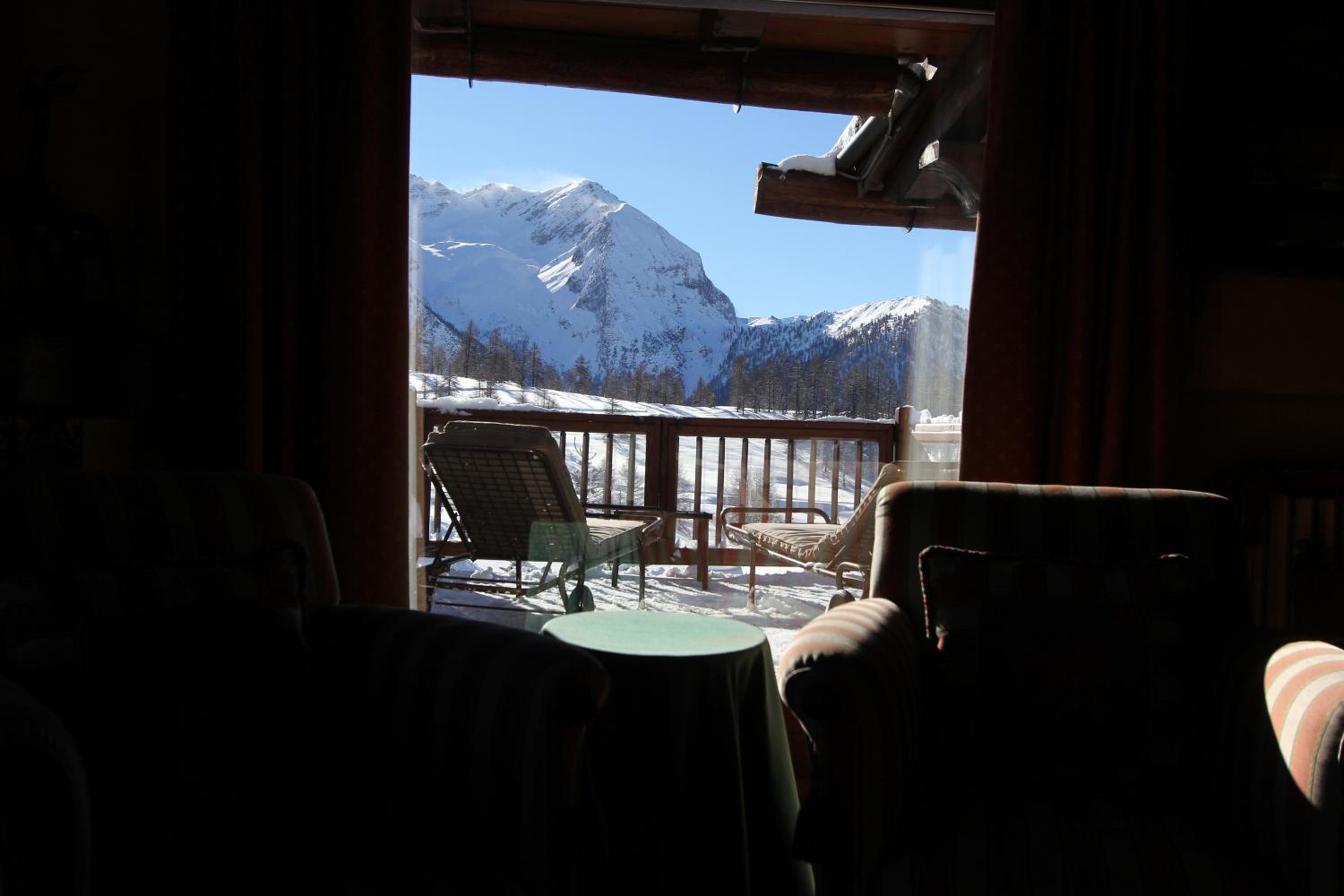 Hostdomus - Imperial Chalet view 5