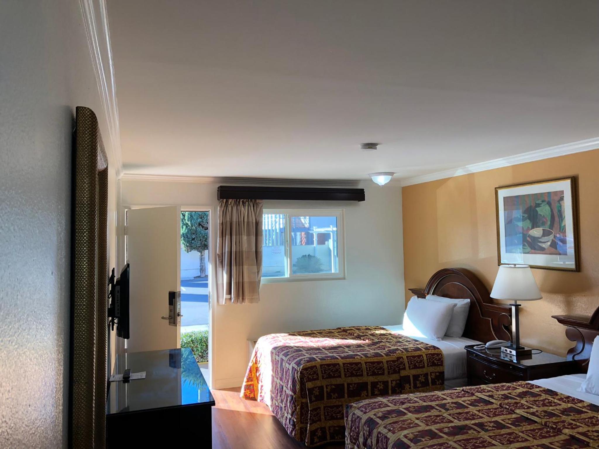 Rosemead Vacations - Valley Hotel - Property Image 17