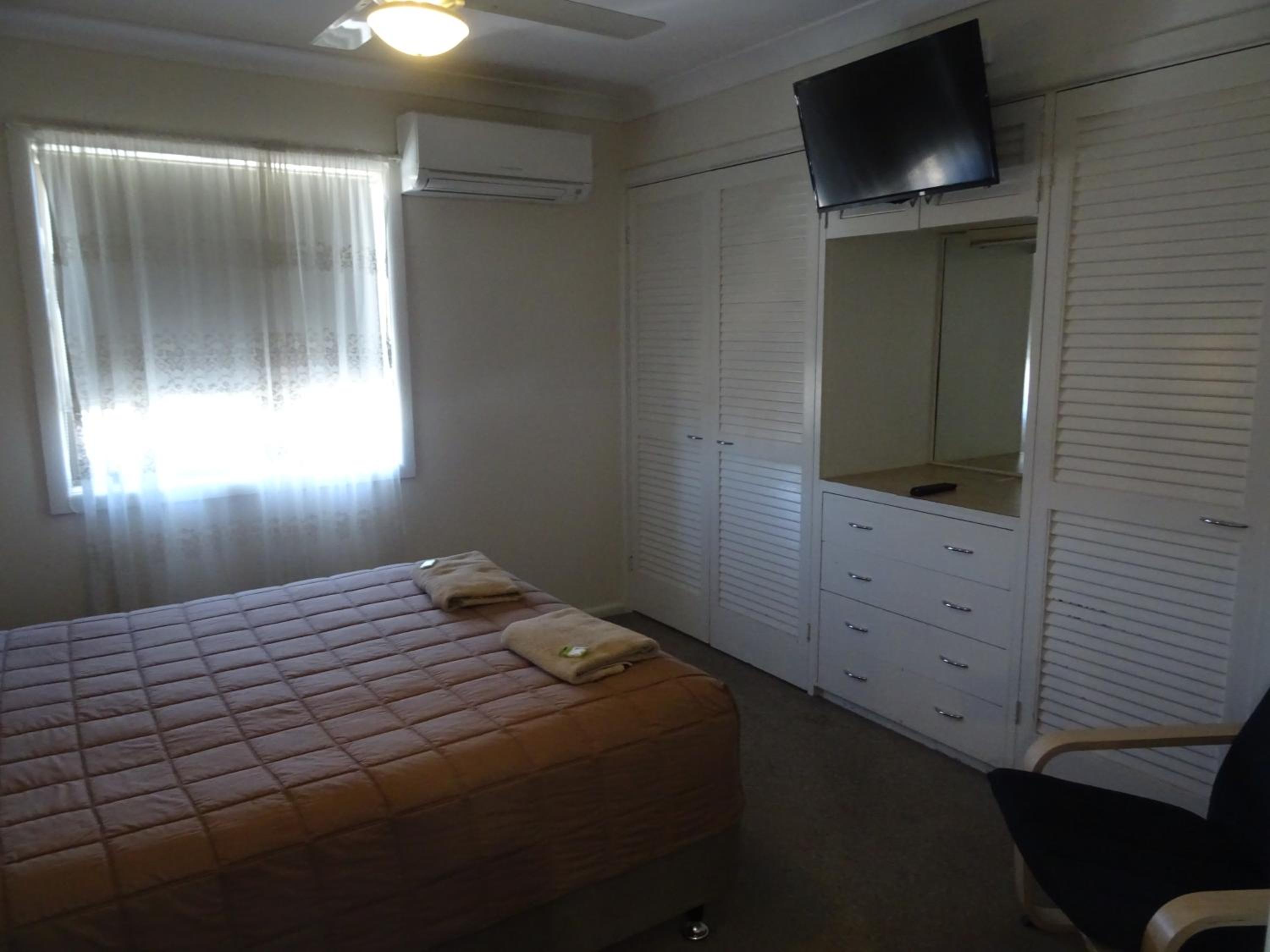 Centrepoint Motel