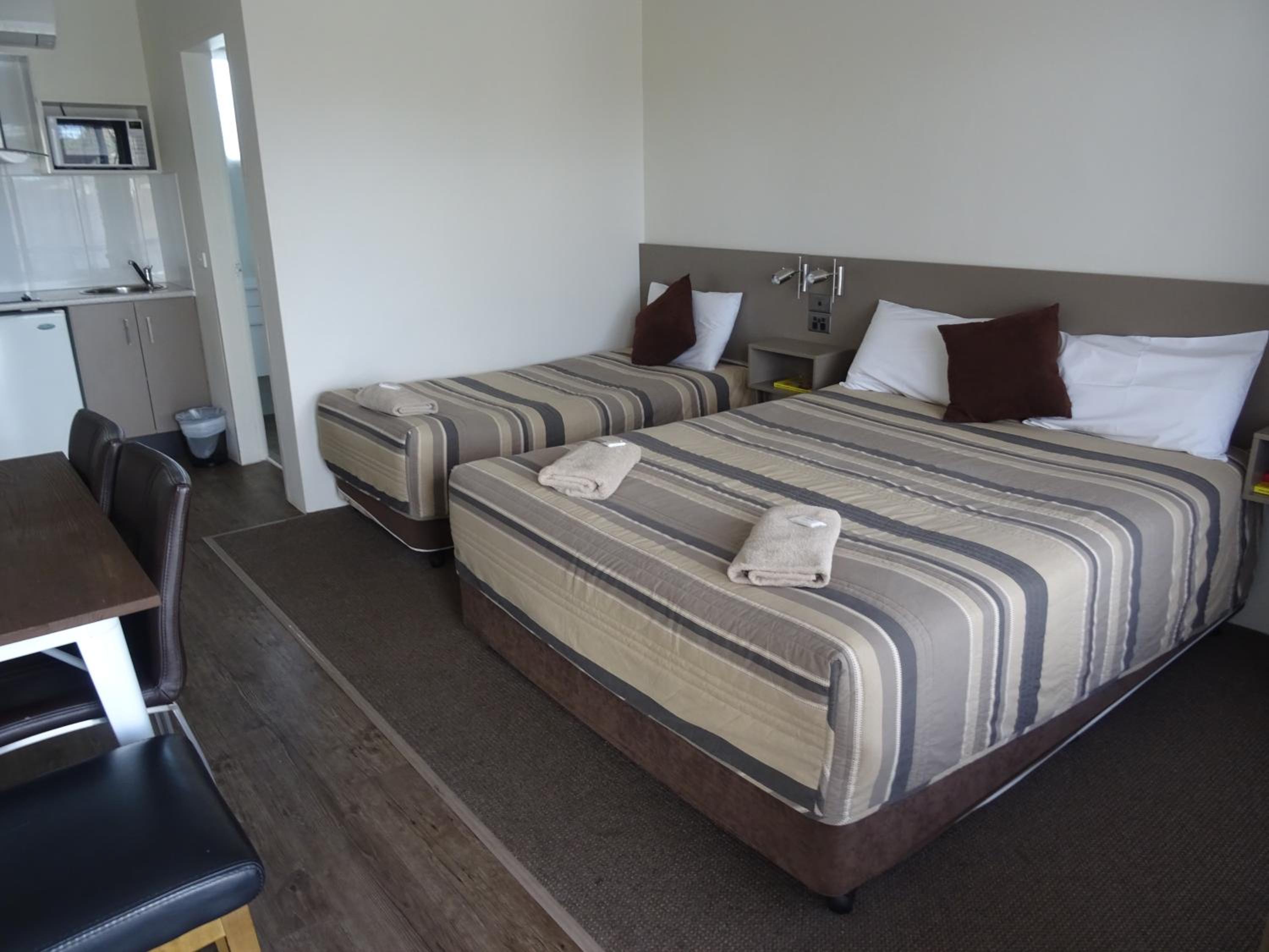 Centrepoint Motel