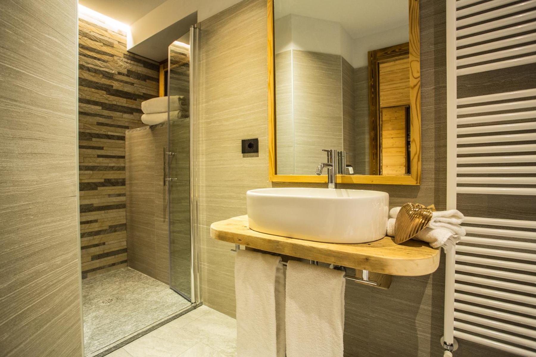 Alpine Rooms Guesthouse