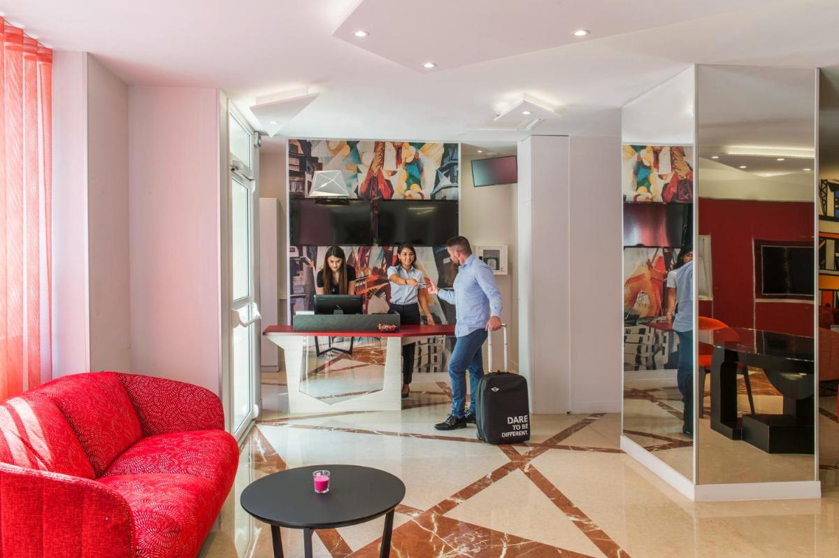 hotel reception