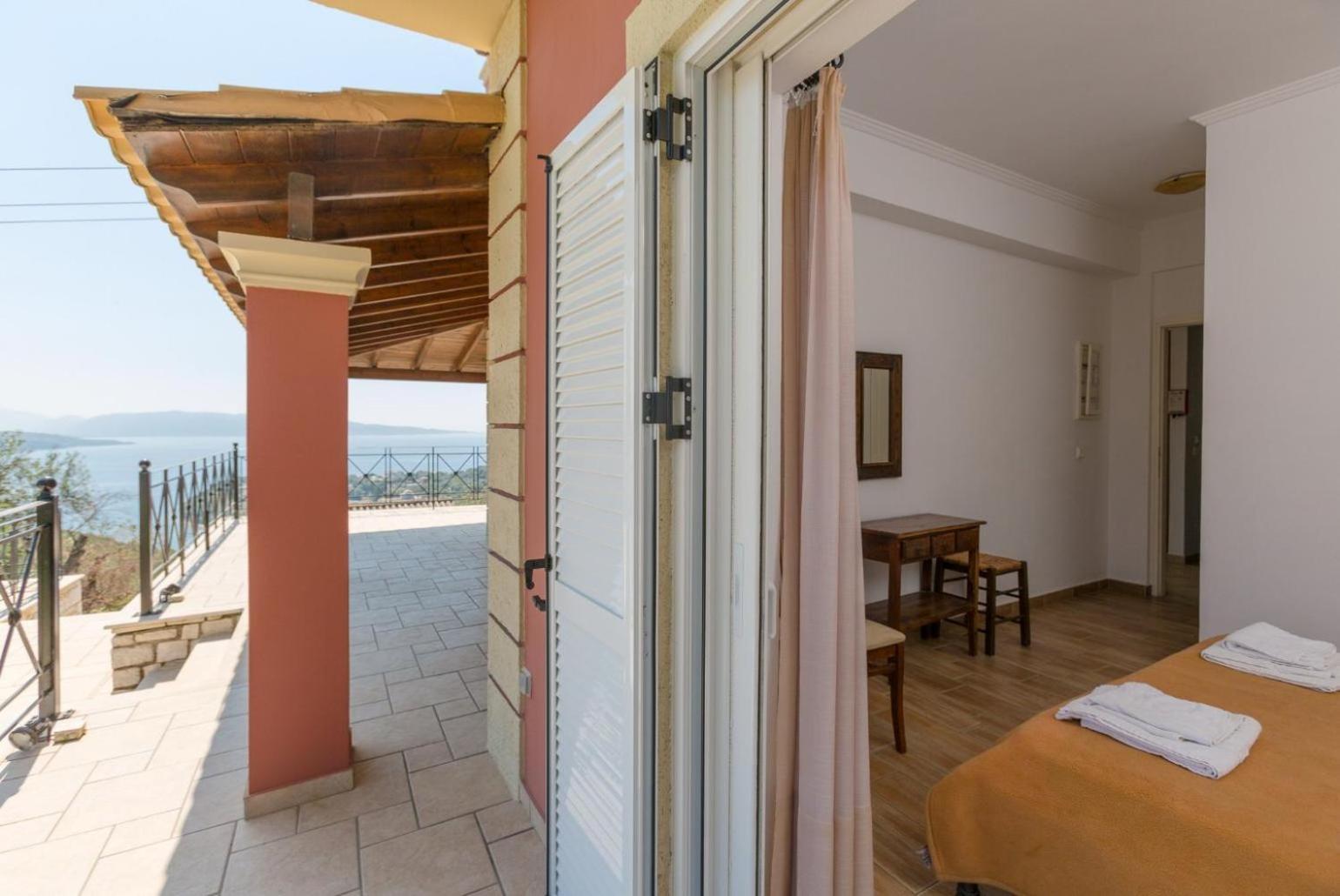 Villa Eleni Agios Stephanos