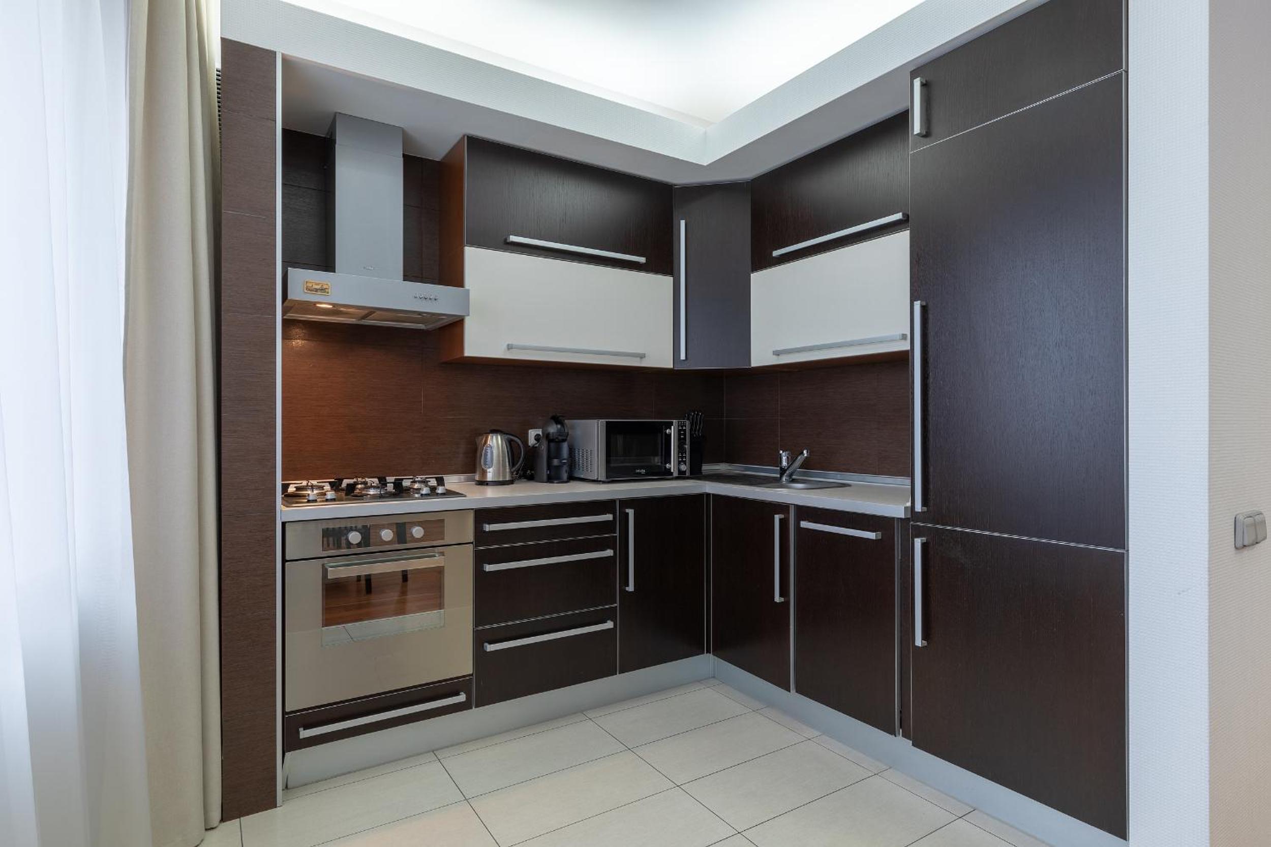 Zhilyanskaya 30а apartments