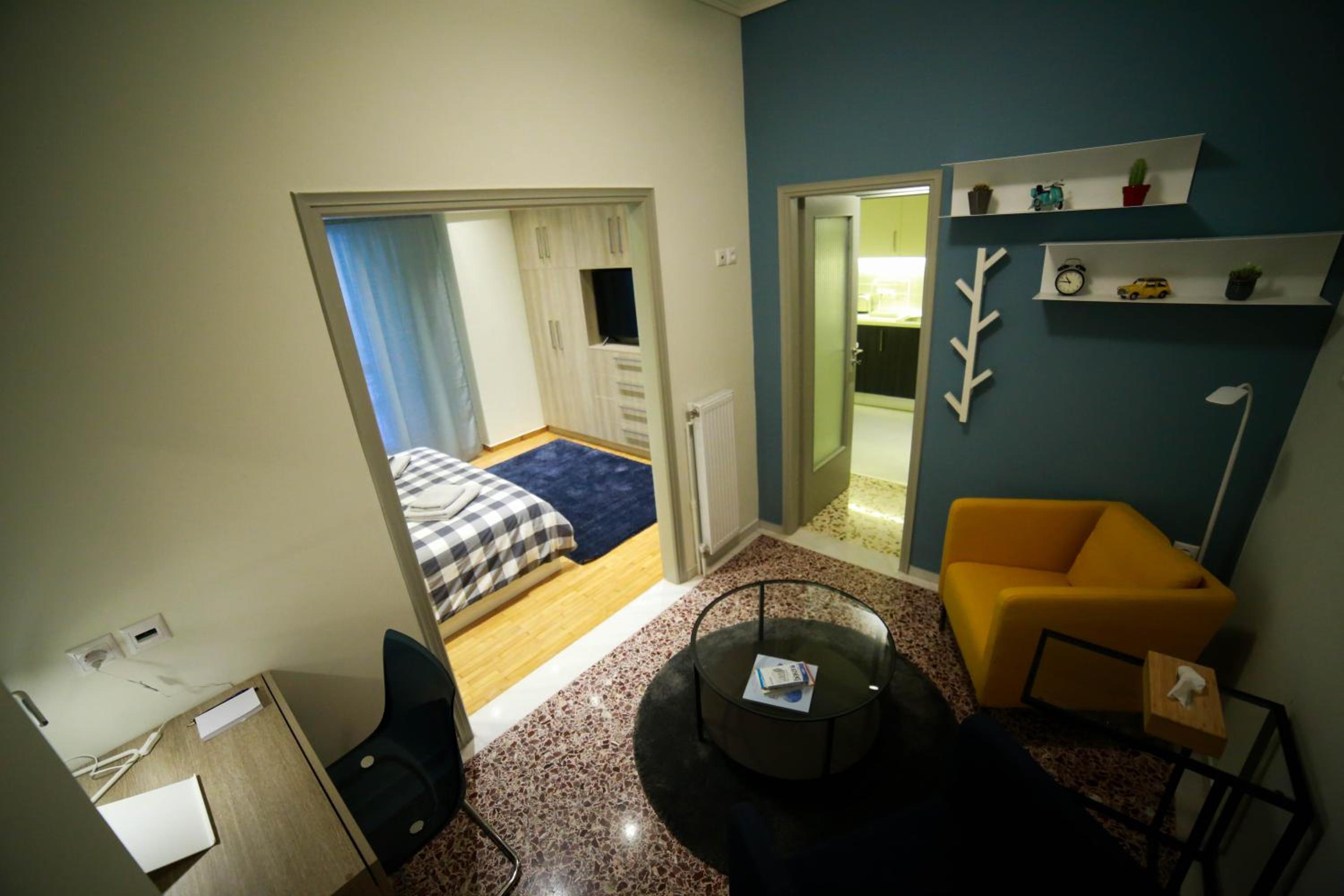 hotel room