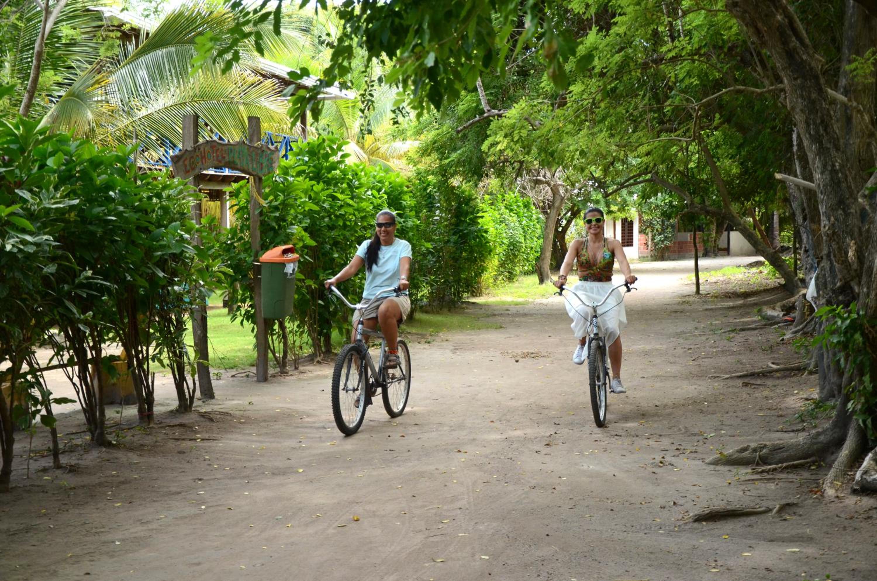 Isla Grande Eco-Hostal