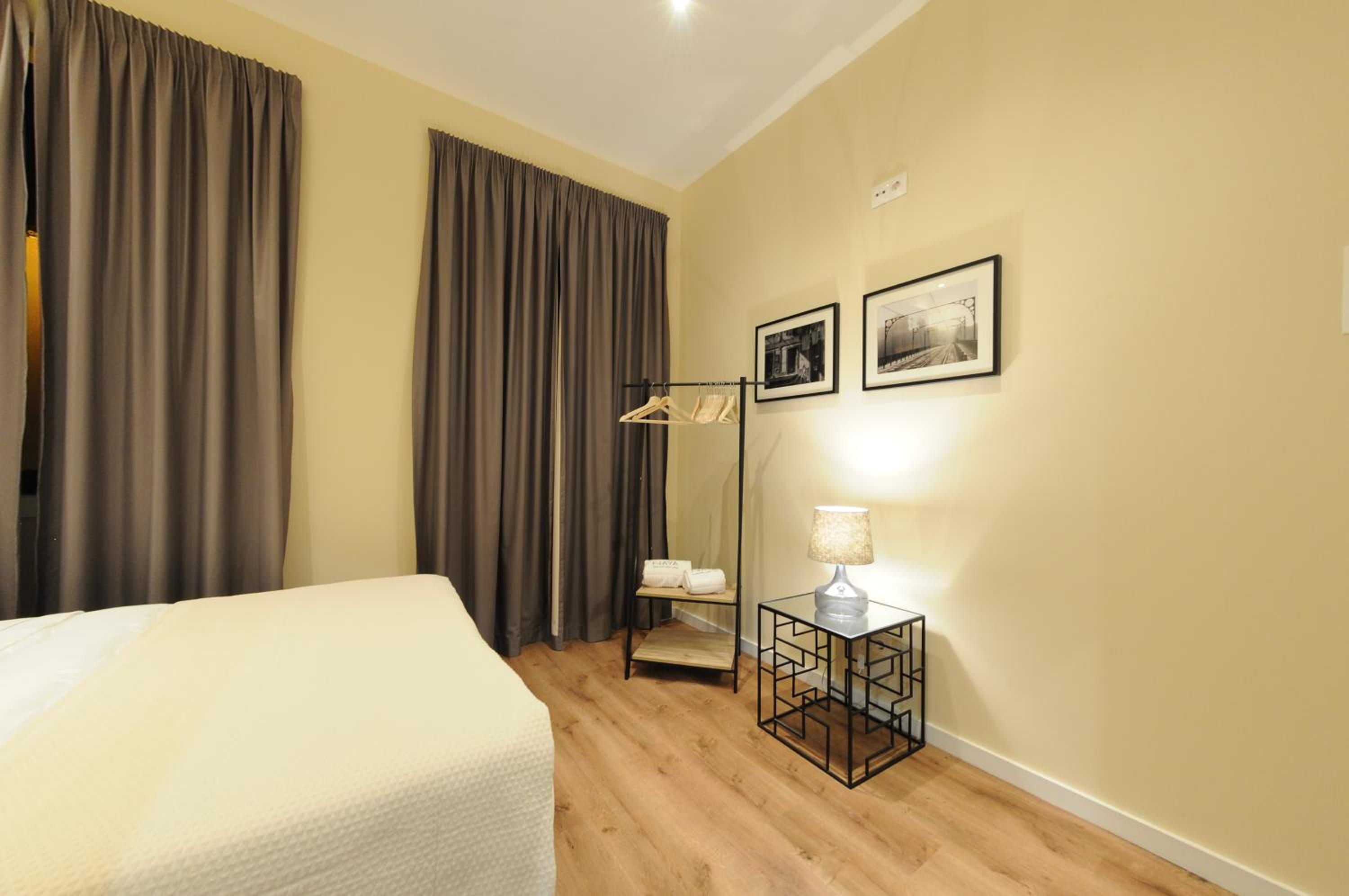 Naya-Downtown Guesthouse