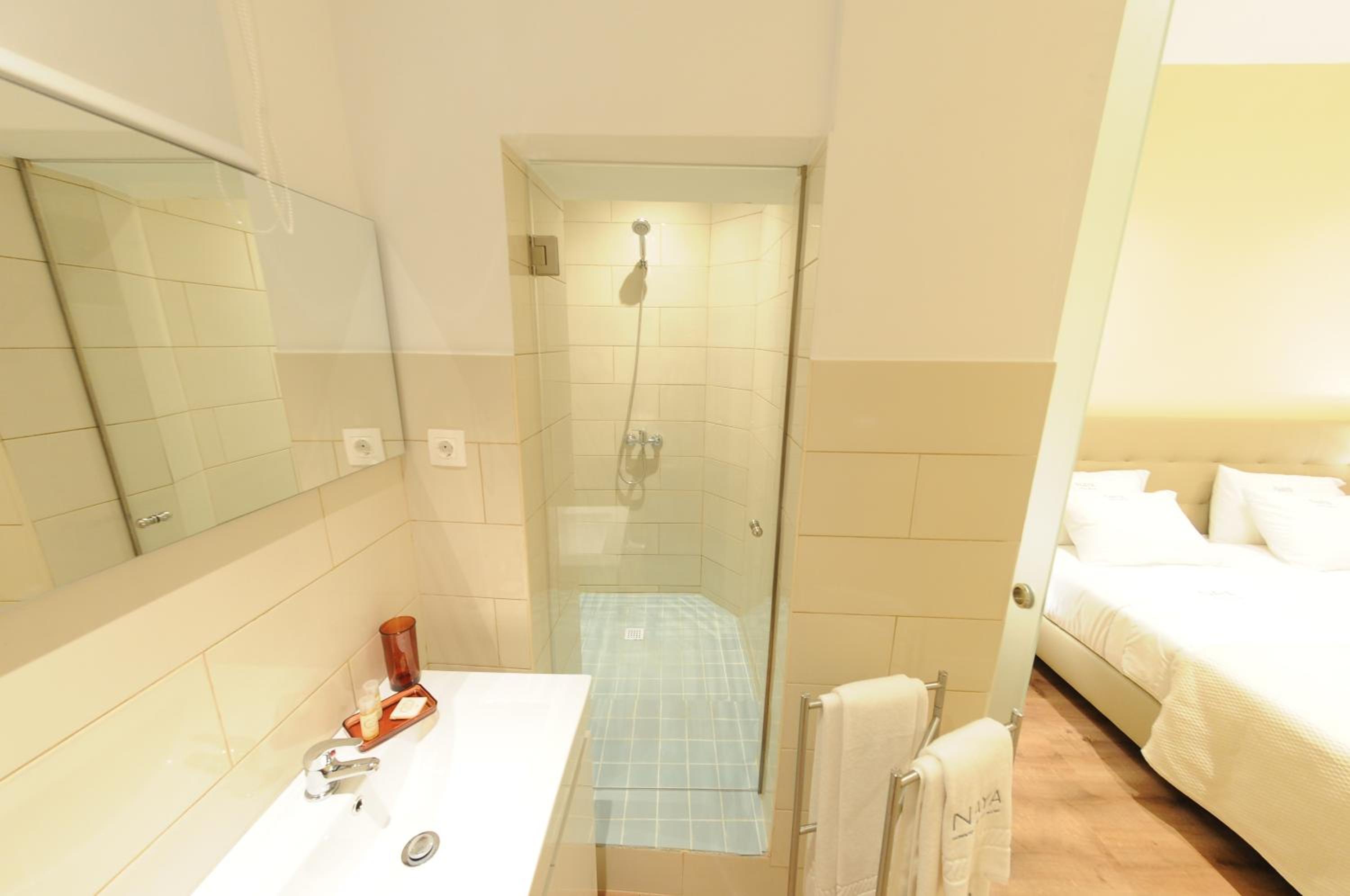 Naya-Downtown Guesthouse