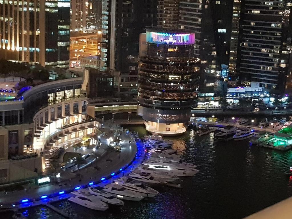 Golden Stay Vacation Homes continental tower marina