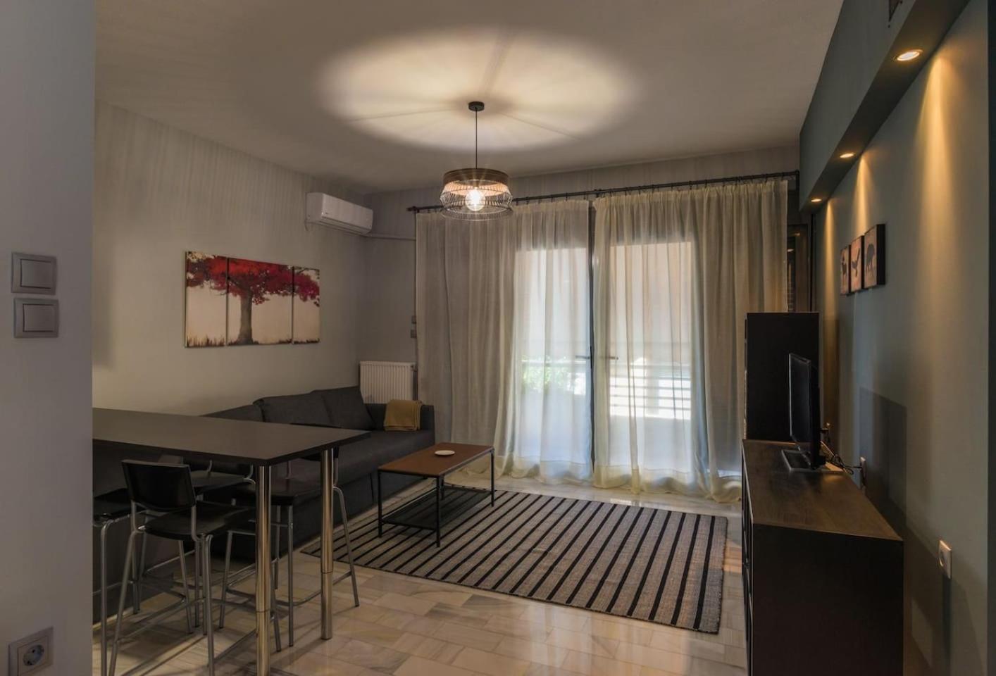 Centrally Located Apartment view 2