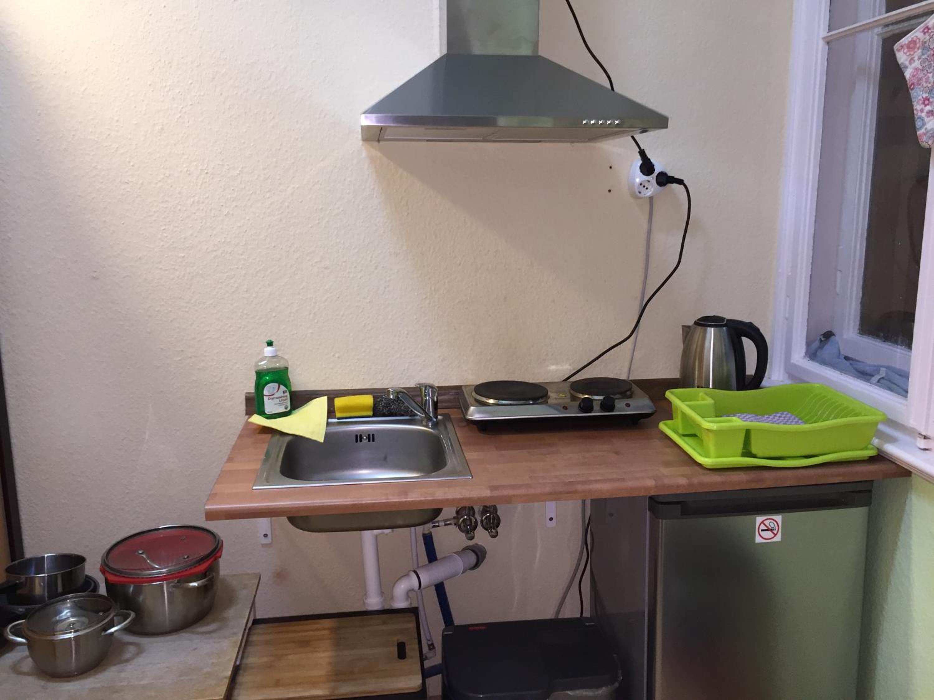 Monteur-Zimmer Dresden, Bad-Miniküche, 24-7 Self Check In