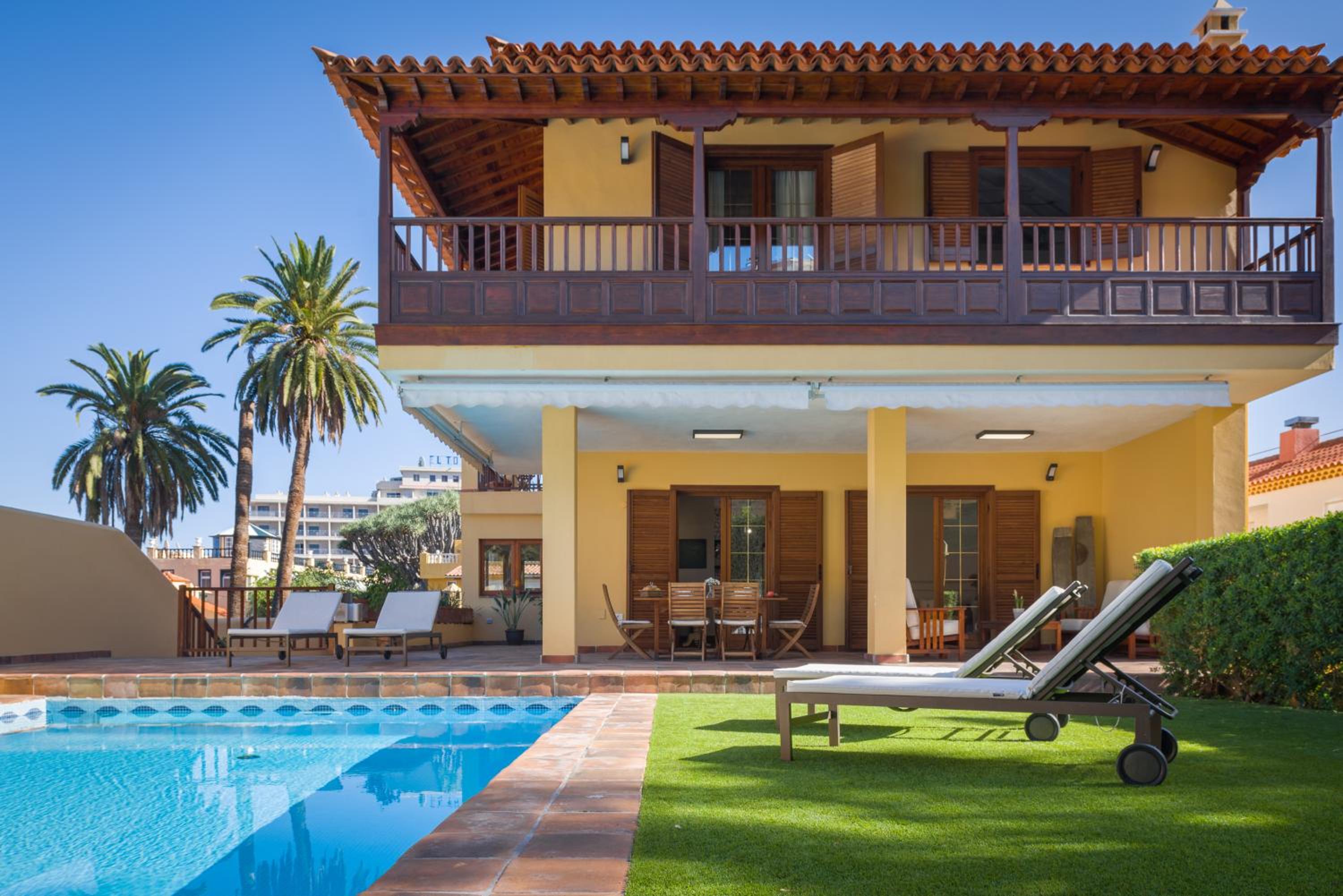 Villa Limonero view 2