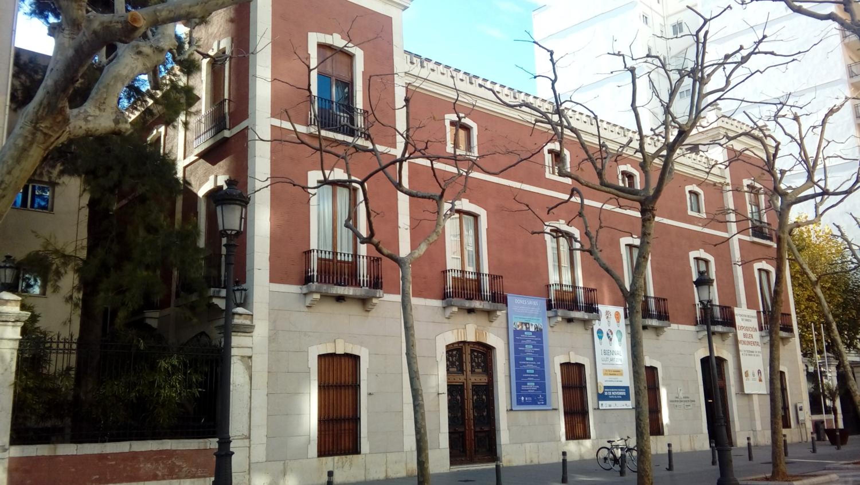 Solo familias Dúplex en Casa adosada