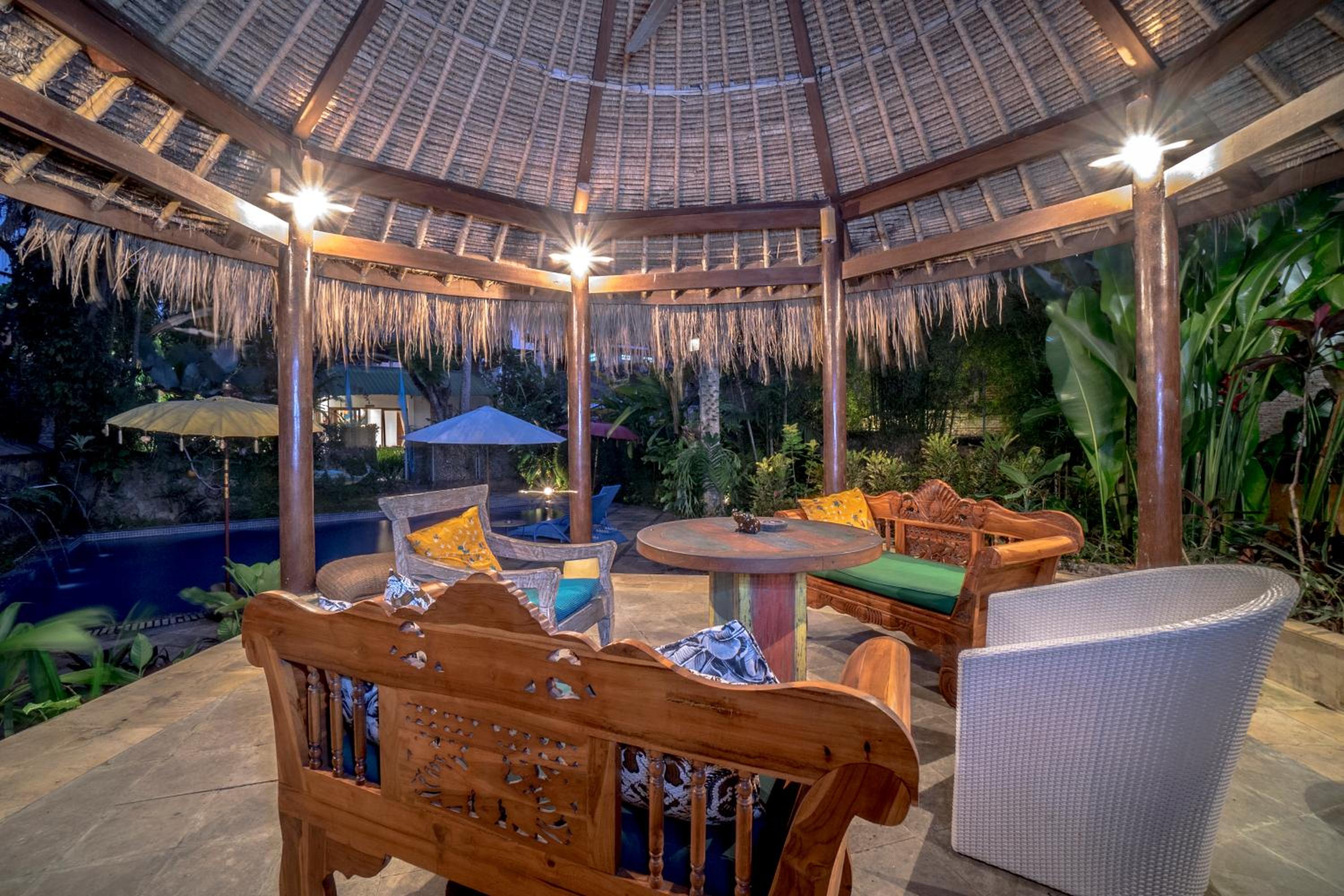 Gajah Biru Bungalows — photo 70