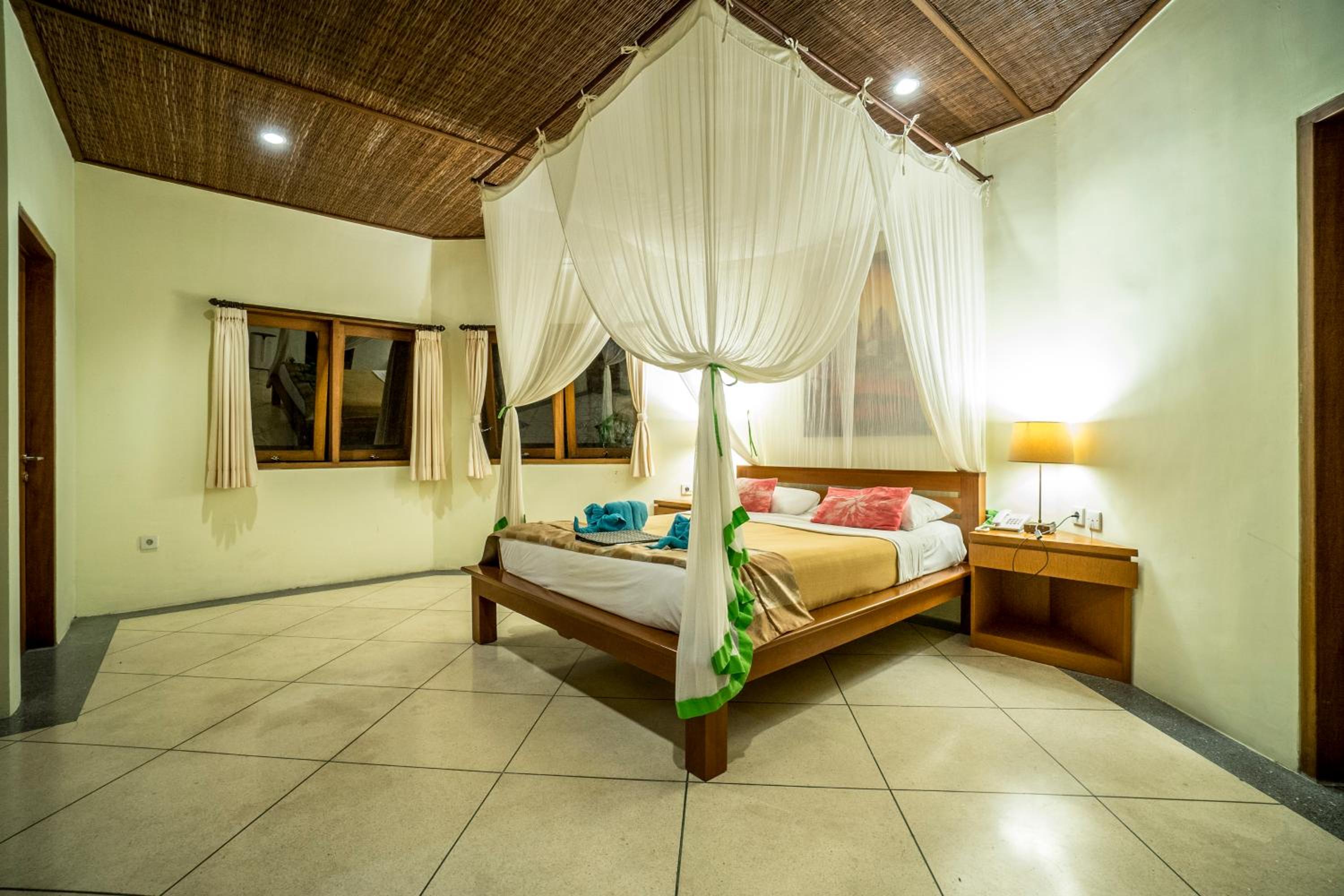 Gajah Biru Bungalows — photo 38
