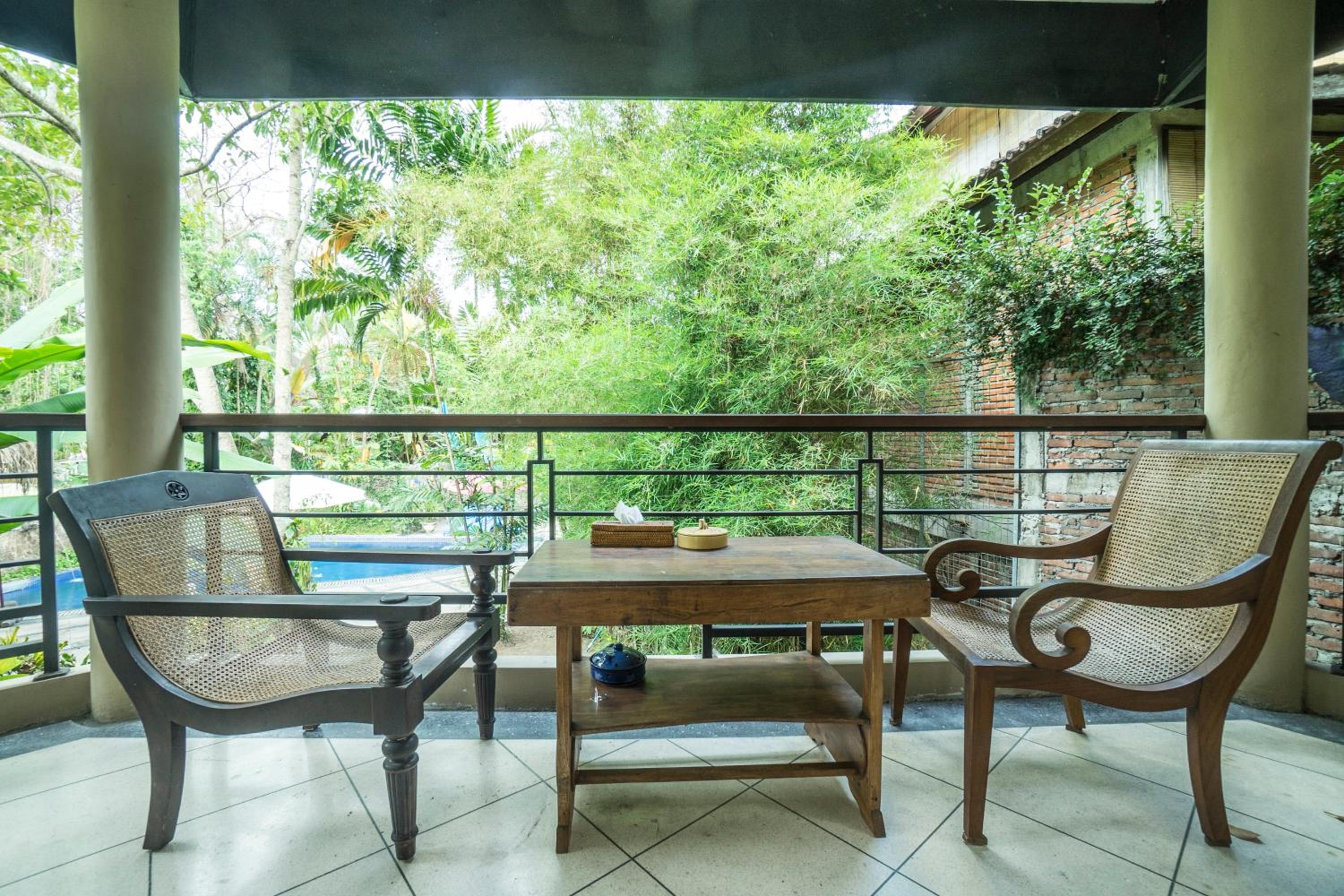 Gajah Biru Bungalows — photo 32