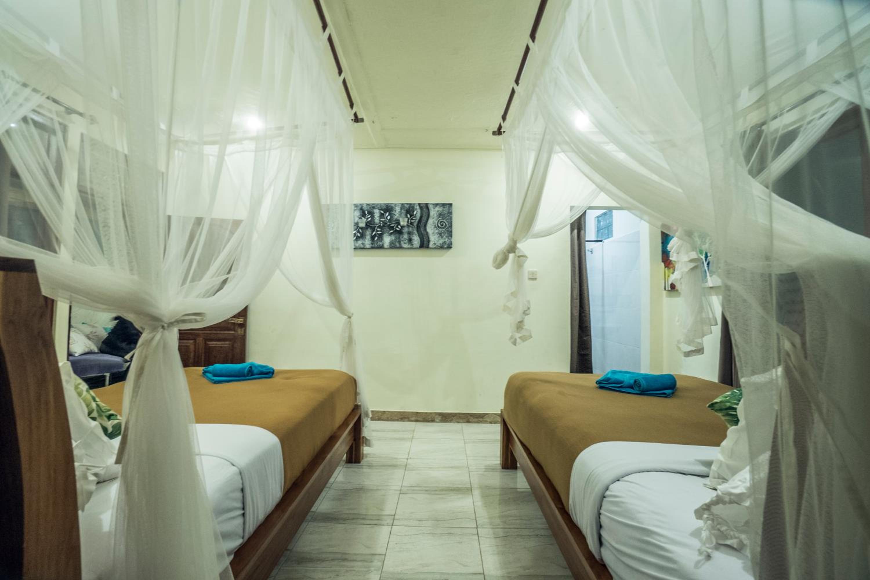 Gajah Biru Bungalows