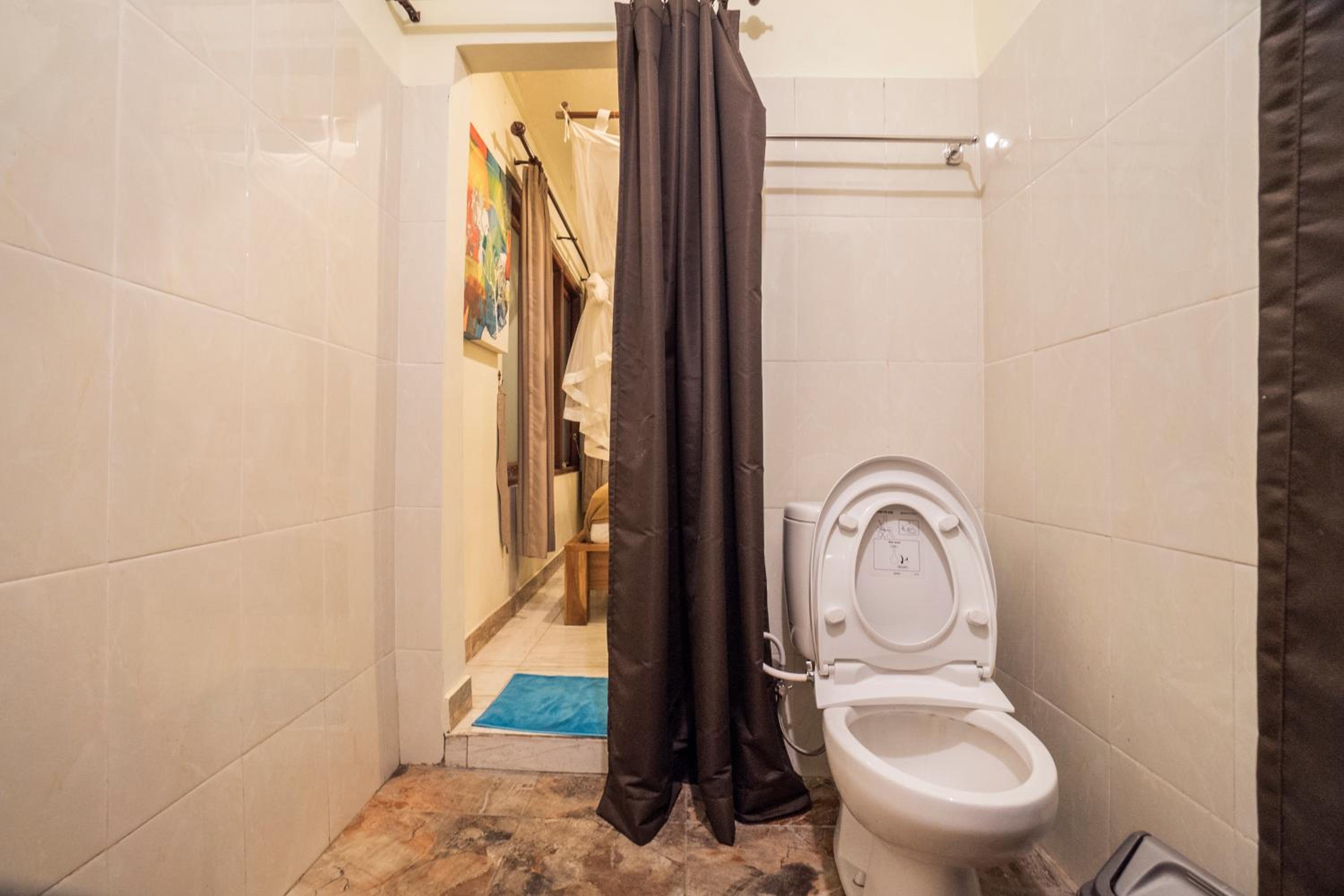 Gajah Biru Bungalows — photo 49