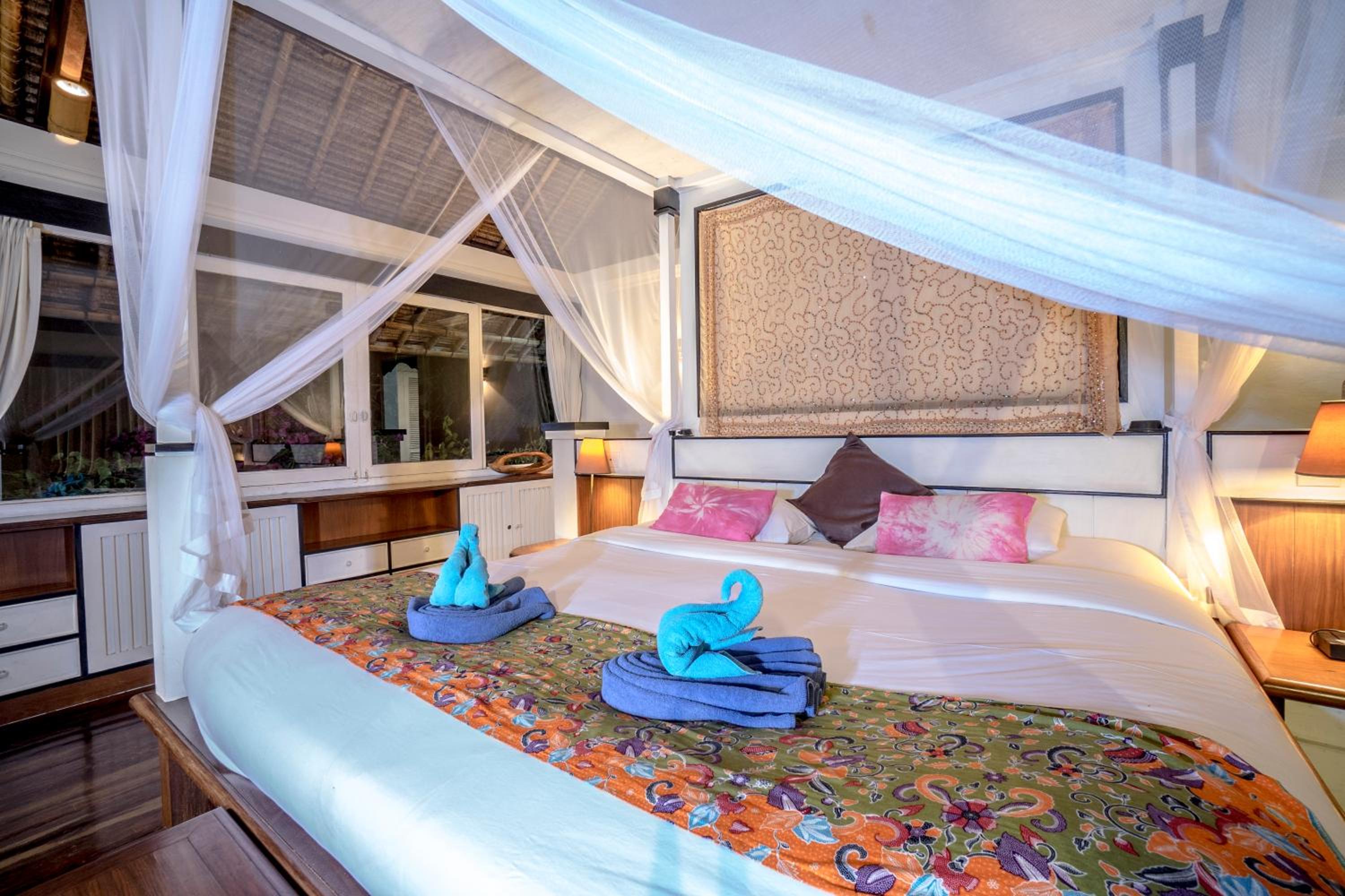 Gajah Biru Bungalows — photo 58