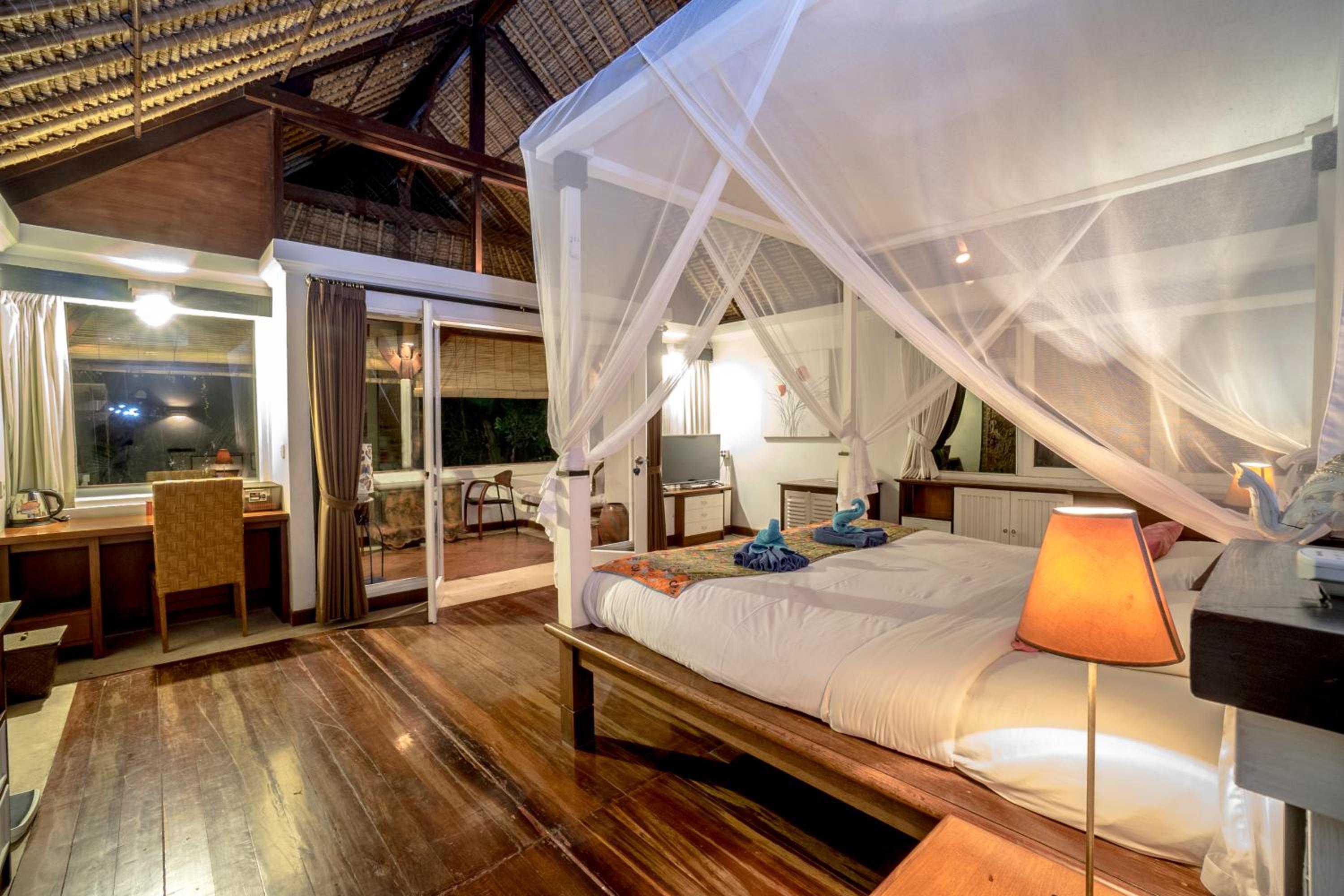 Gajah Biru Bungalows — photo 73