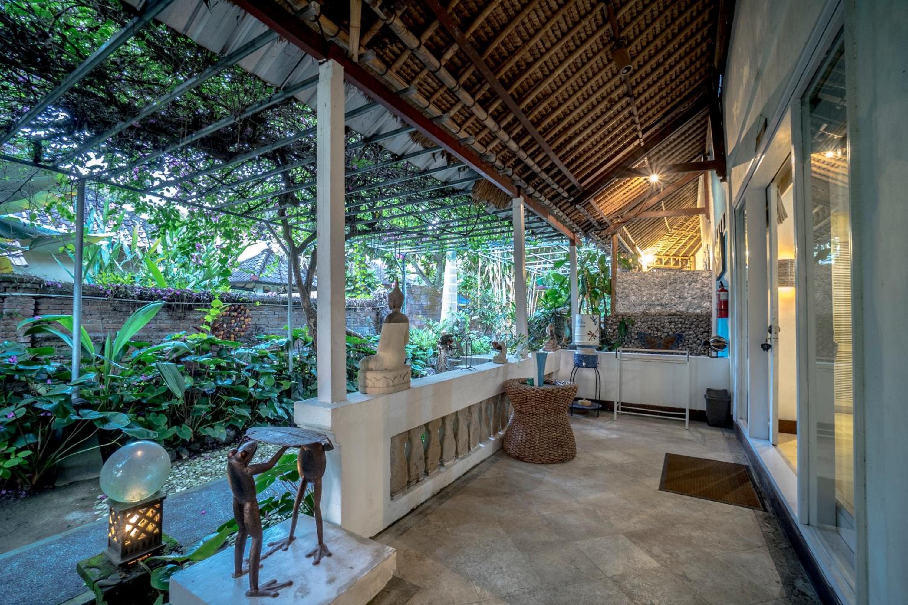 Gajah Biru Bungalows