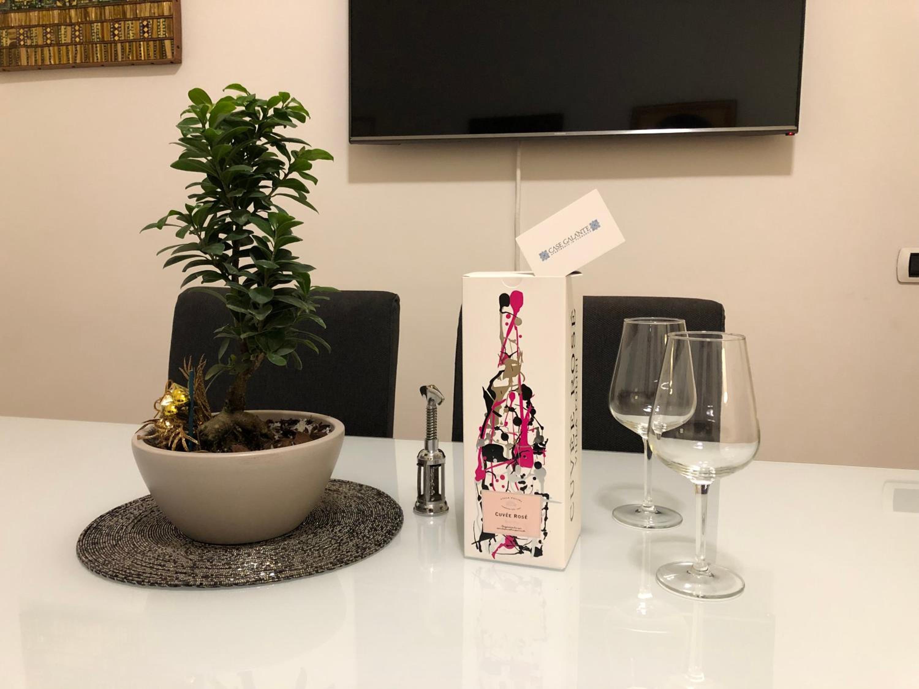 Florence Apartments Home Feeling