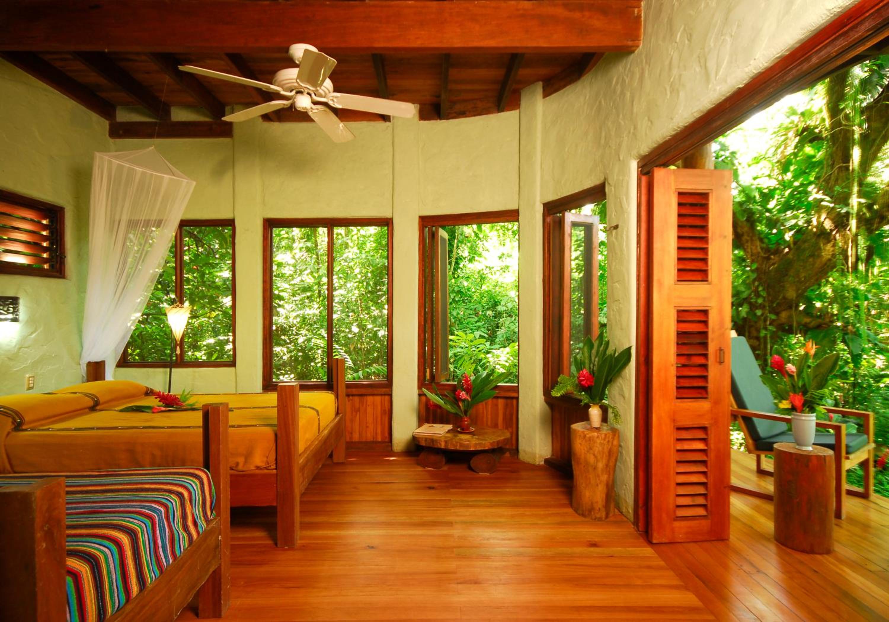 Playa Nicuesa Rainforest Eco Sanctuary