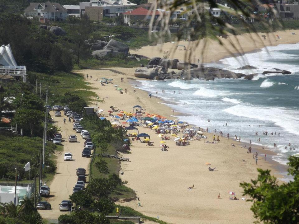 Casa Wolff - Térreo Jardim - Praia do Estaleiro- Balneário Camboriu