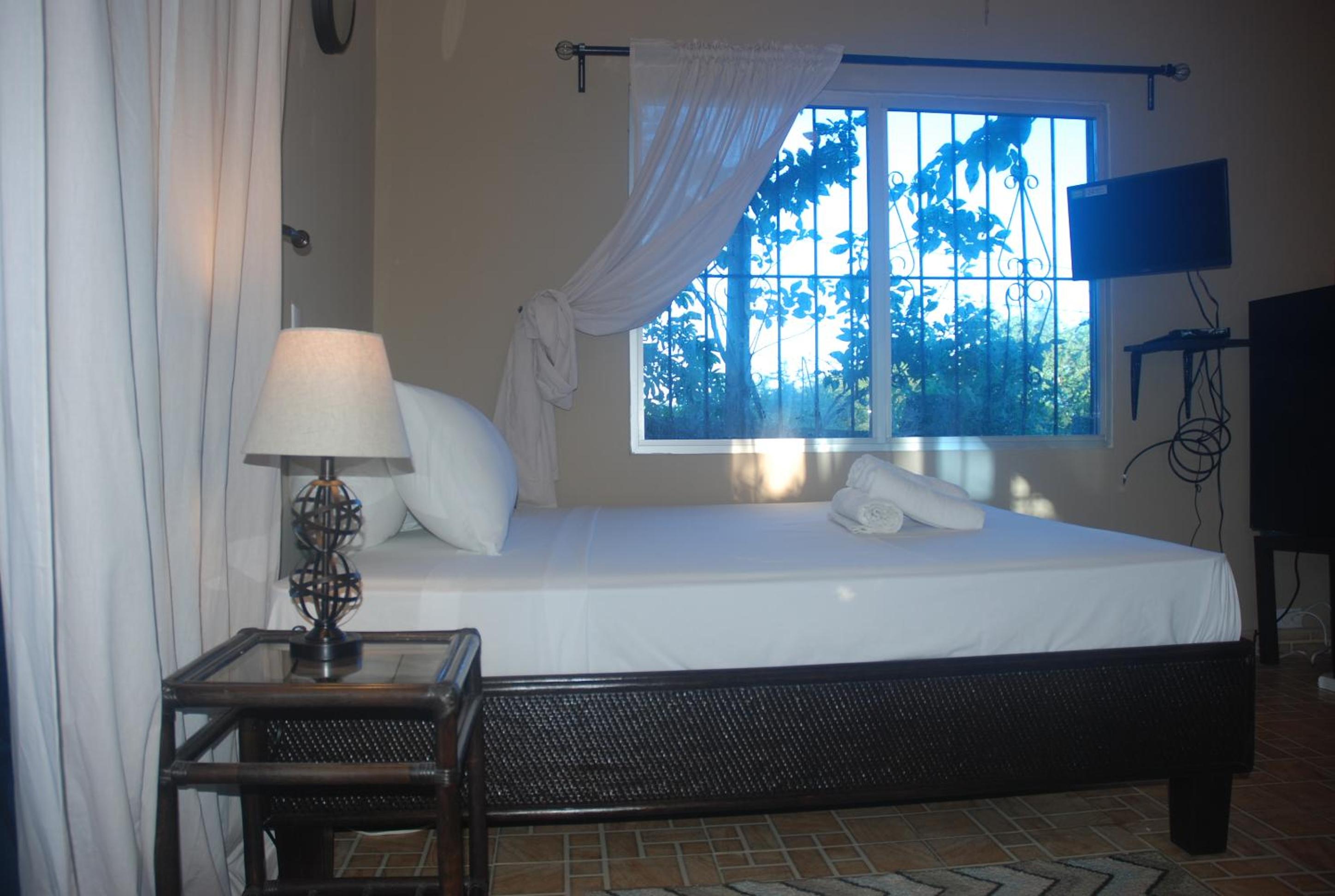 E&J Boutique Residences