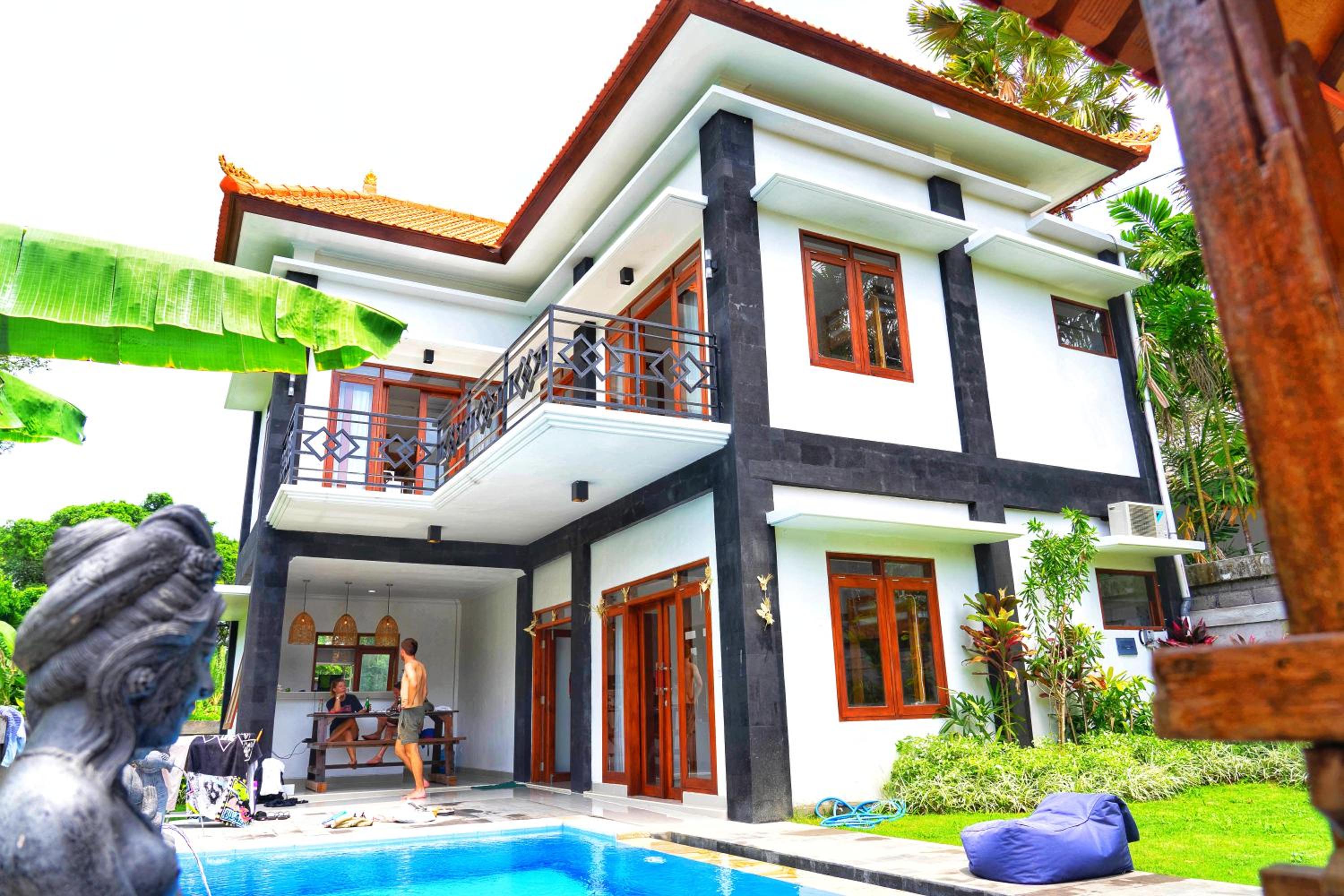 Hotel Zentiga Surf Hostel - Image 1