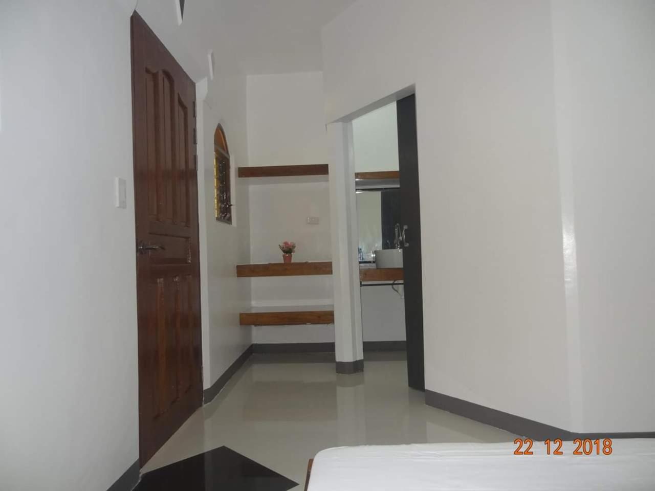 Photo 27