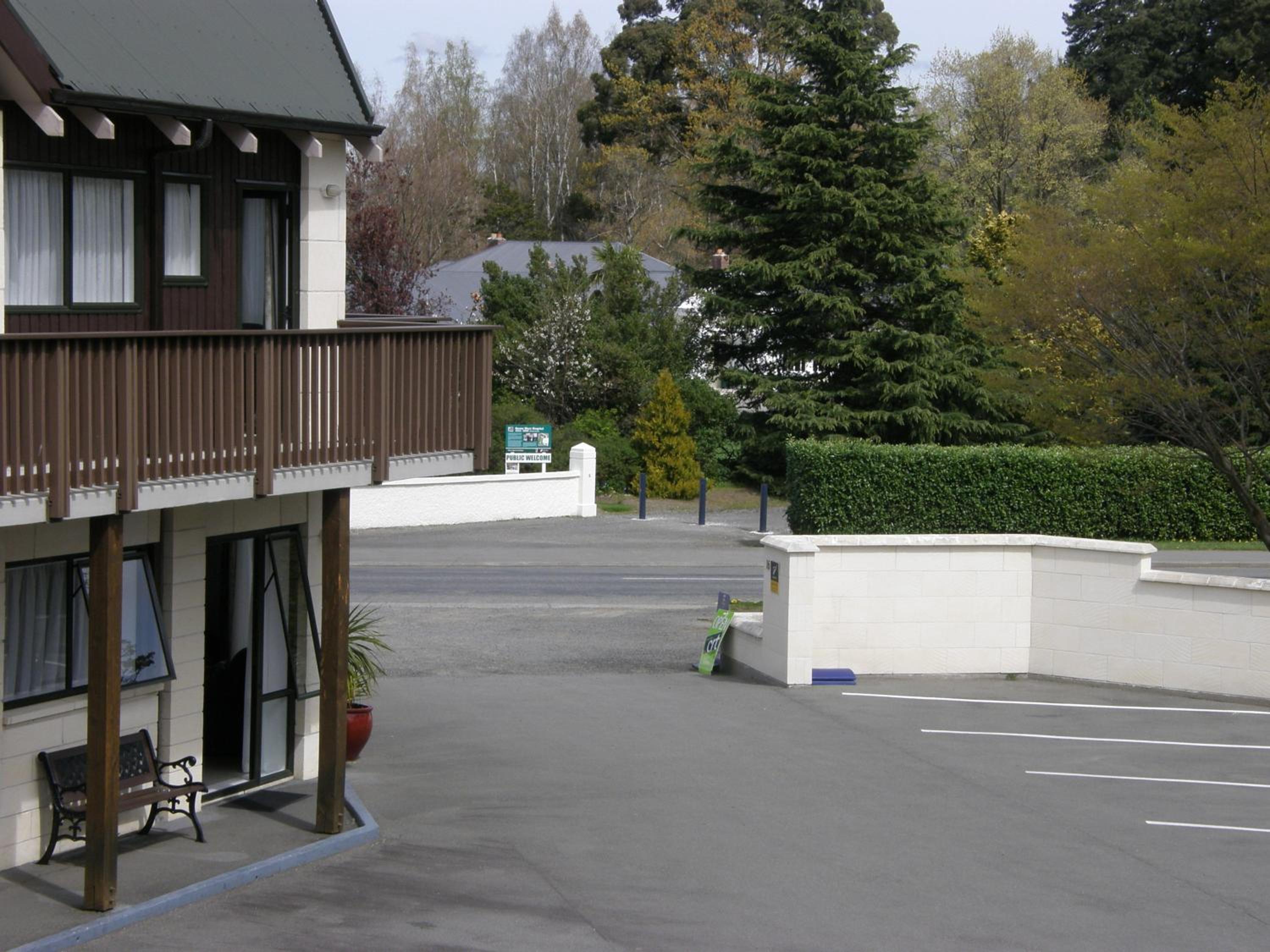 Photo 12