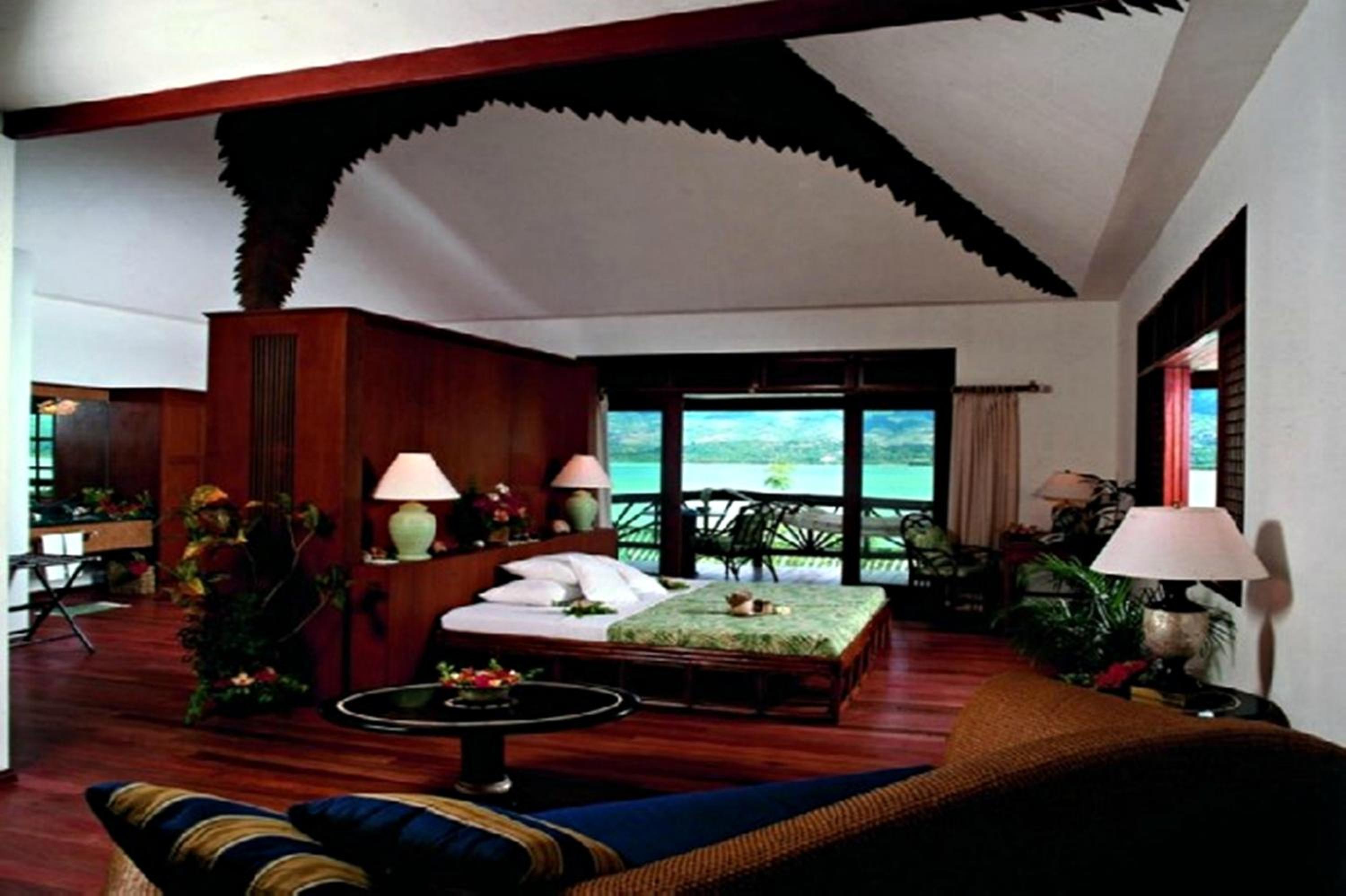 Badian Island Wellness Resort