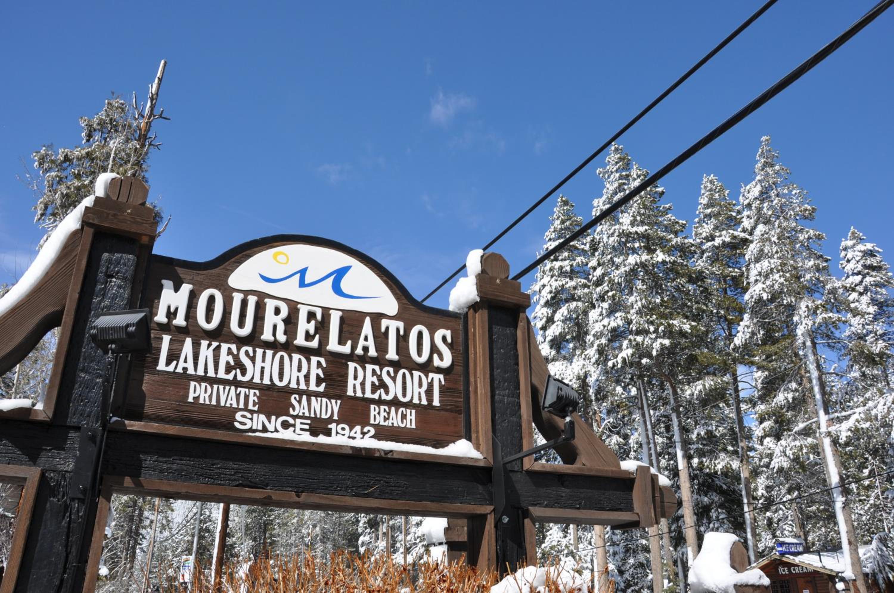 Mourelatos Lakeshore Resort - Property Image 38