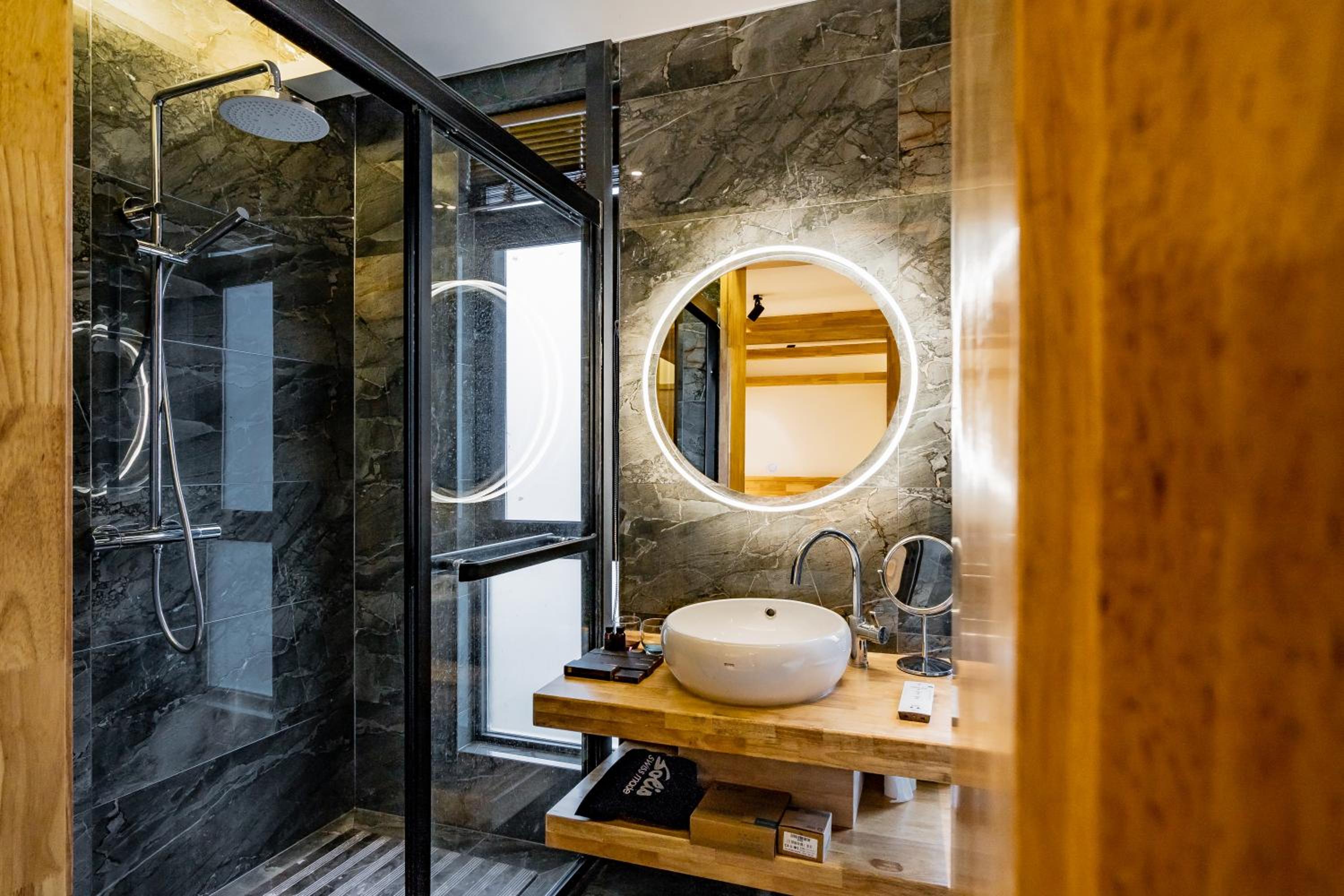 Zhangjiajie Su Xin Resort Near Tianmen Shan & Hehua airport-Free pick up